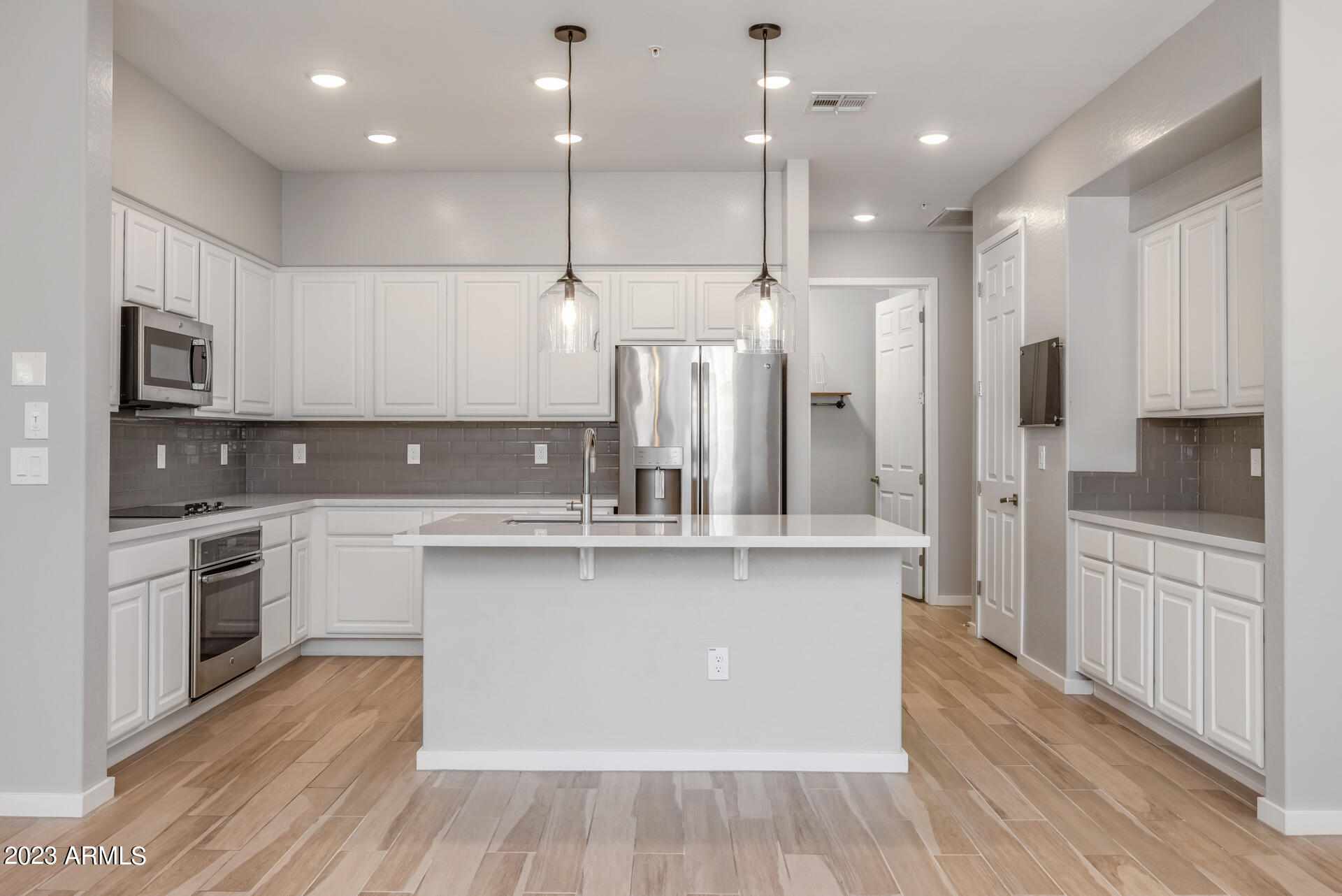 250 W QUEEN CREEK Road 210