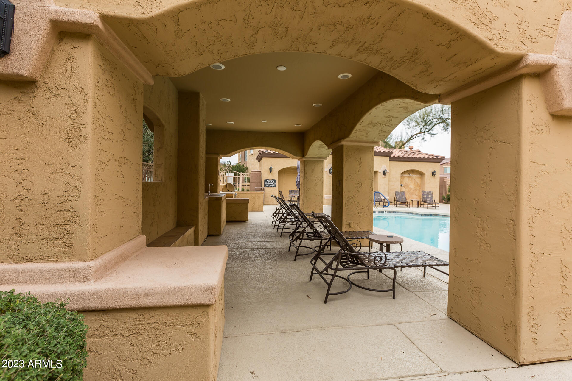 250 W QUEEN CREEK Road 210