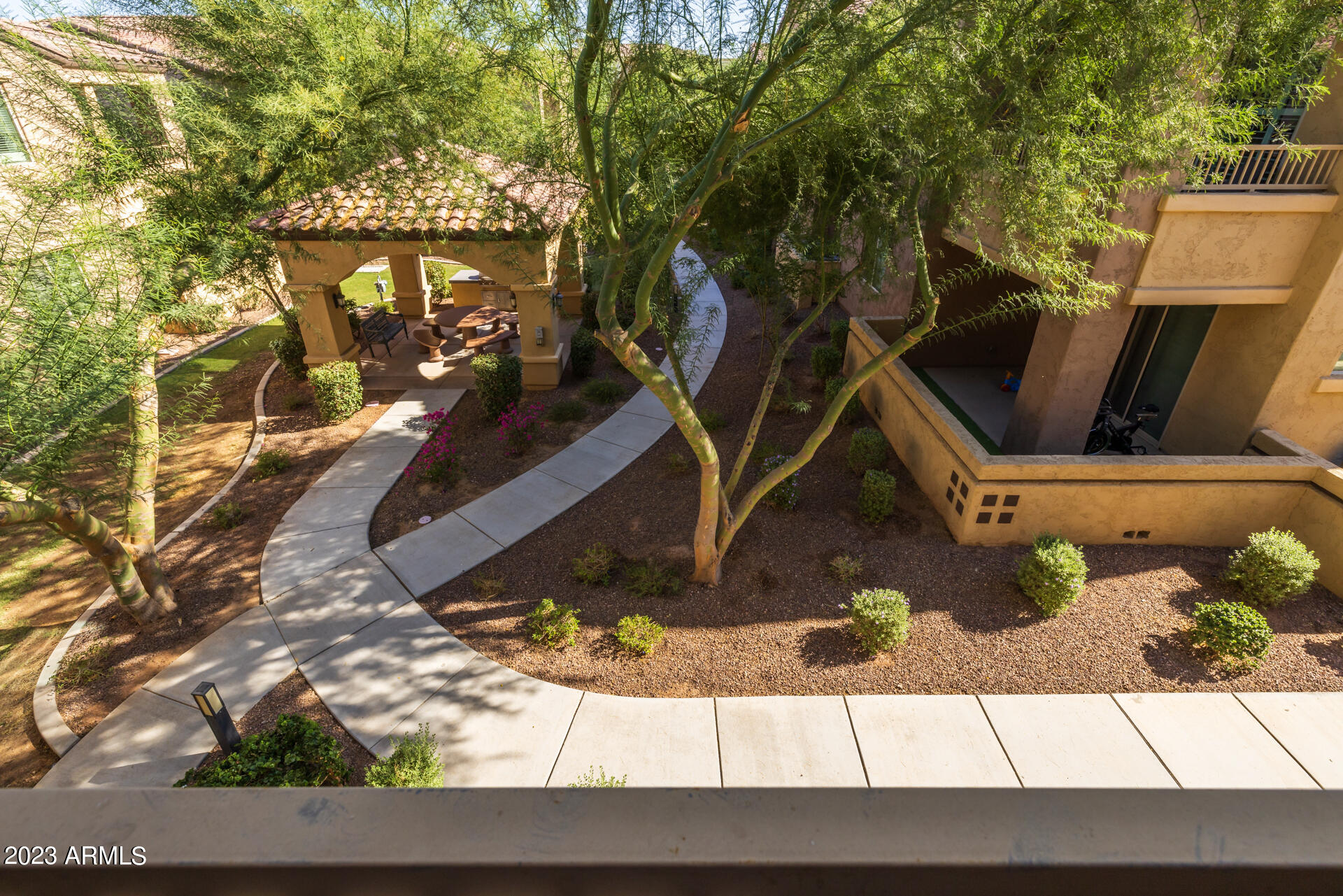 250 W QUEEN CREEK Road 210