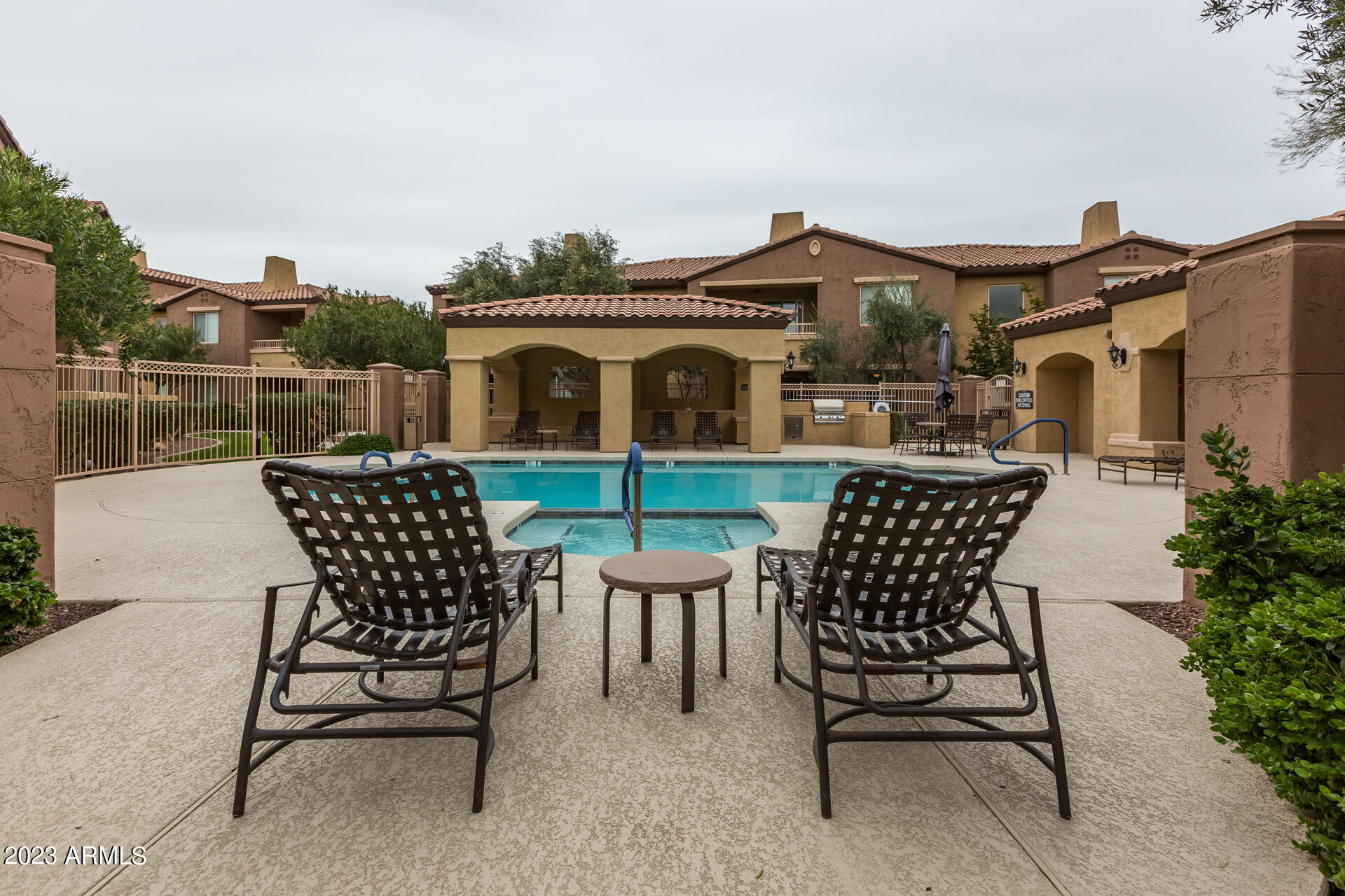 250 W QUEEN CREEK Road 210