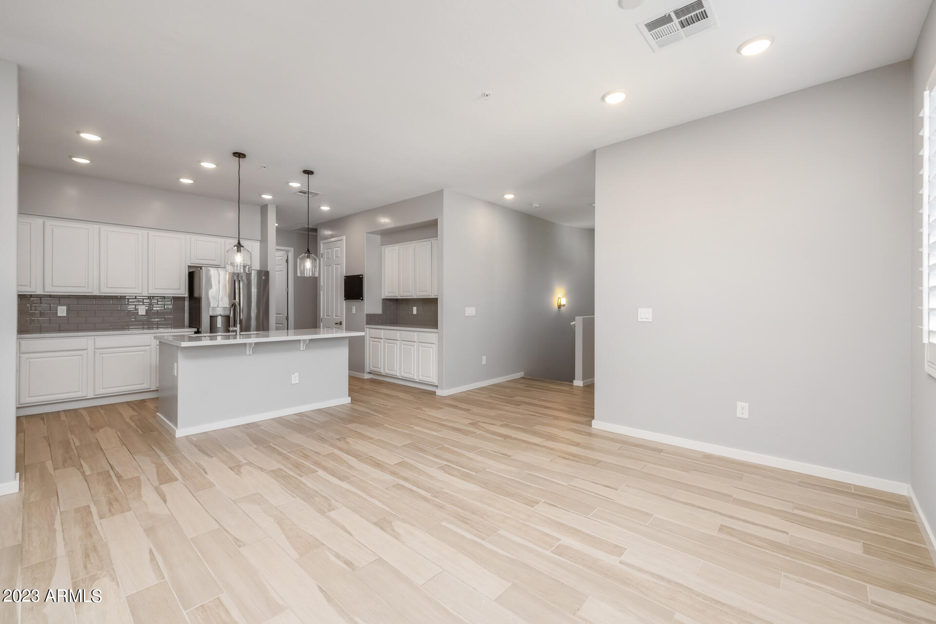 250 W QUEEN CREEK Road 210