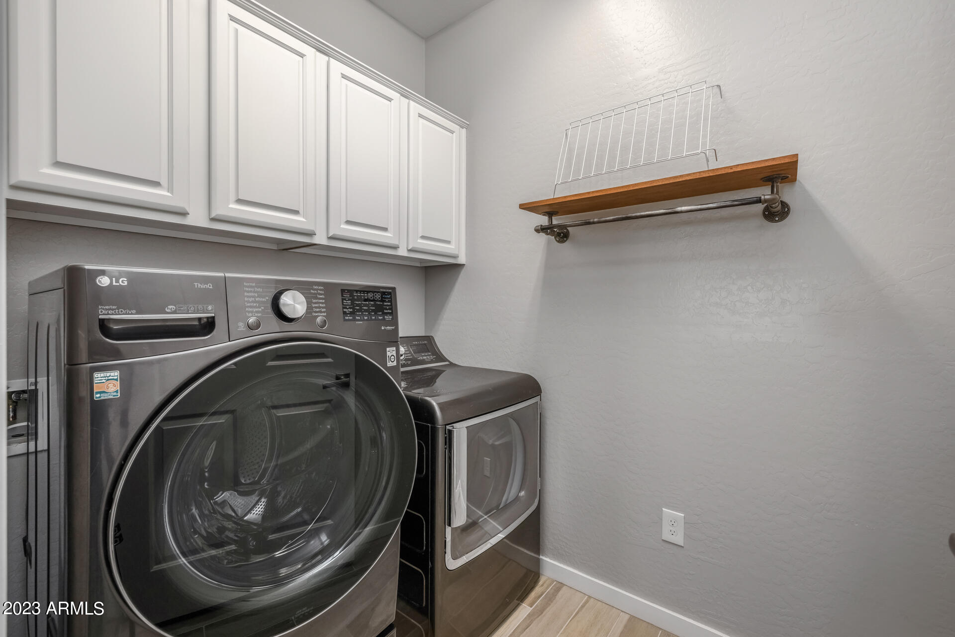 250 W QUEEN CREEK Road 210