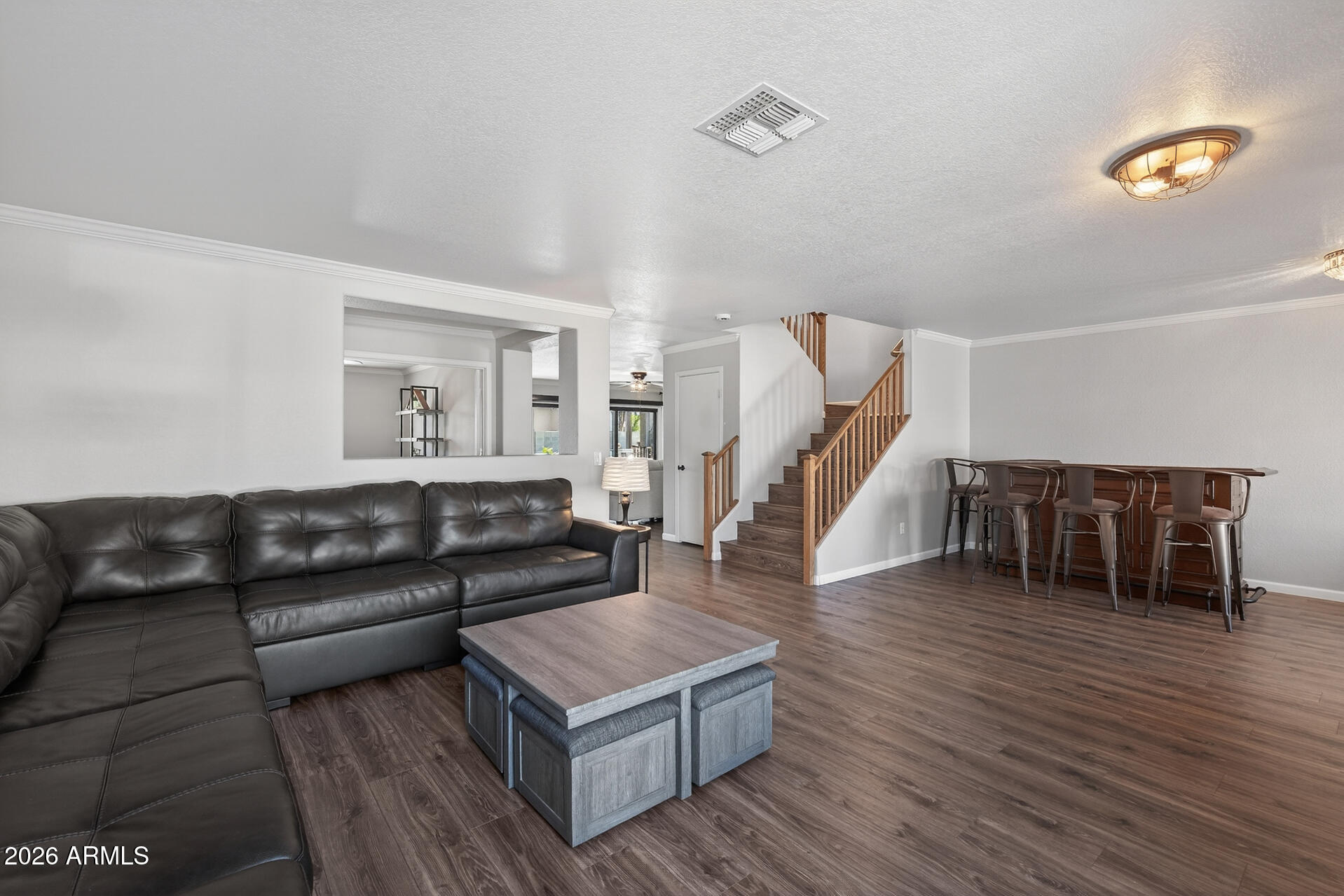 3395 E LONGHORN Drive