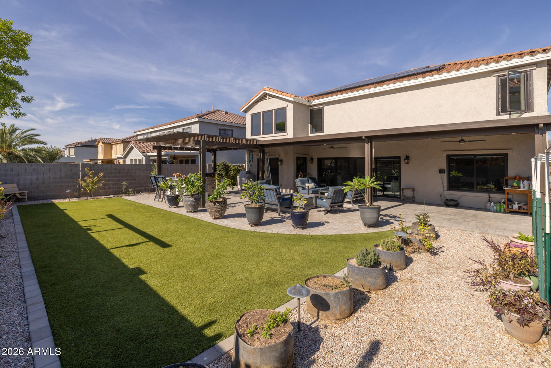 3395 E LONGHORN Drive