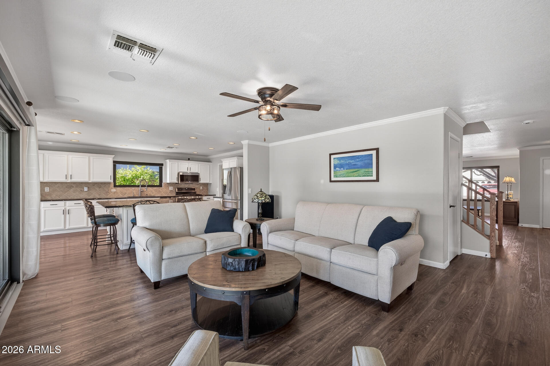 3395 E LONGHORN Drive