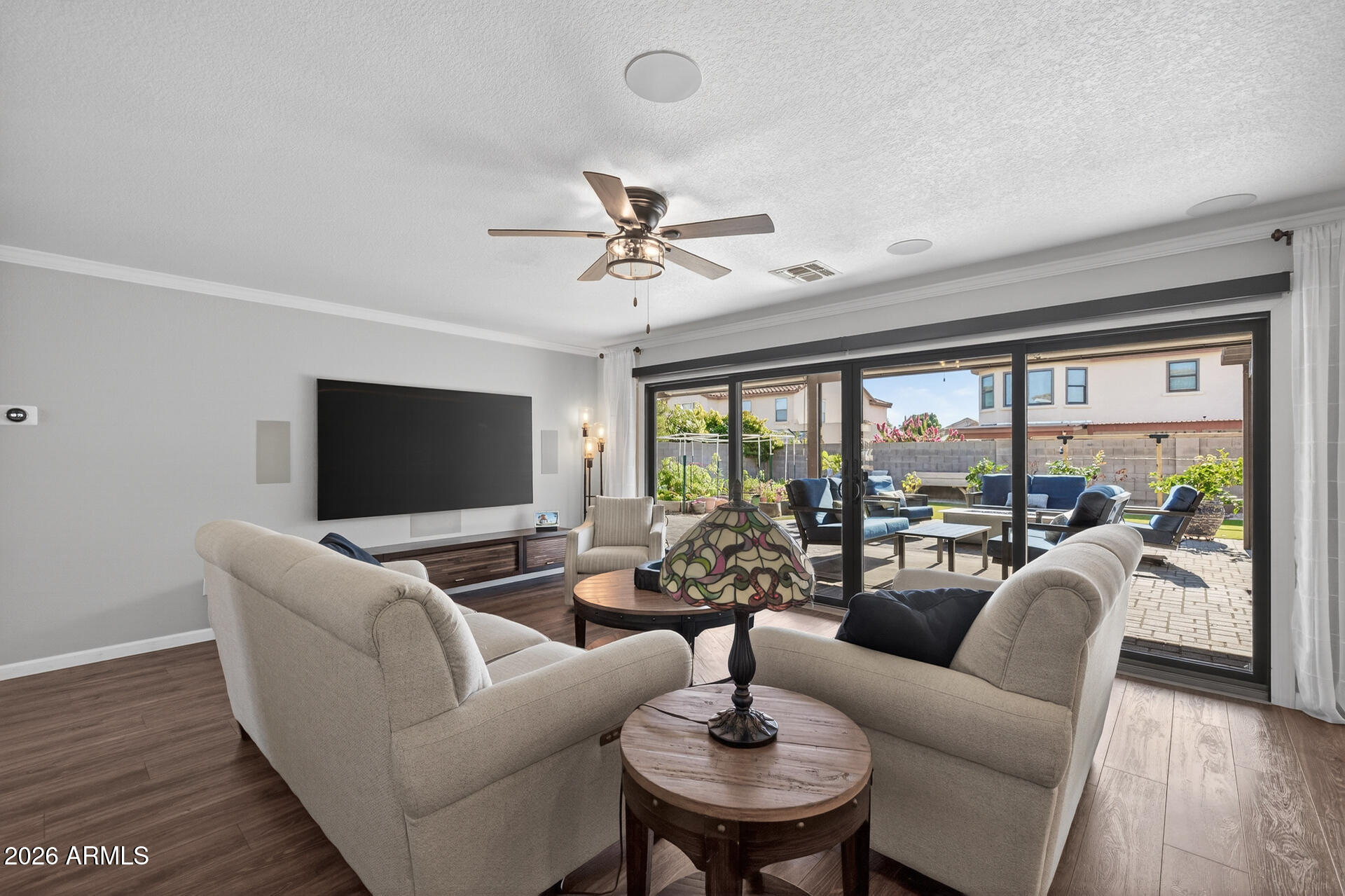 3395 E LONGHORN Drive