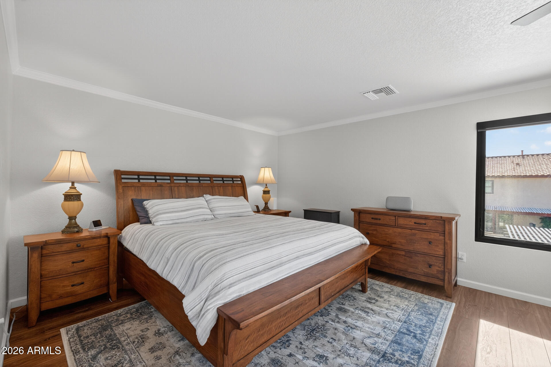 3395 E LONGHORN Drive