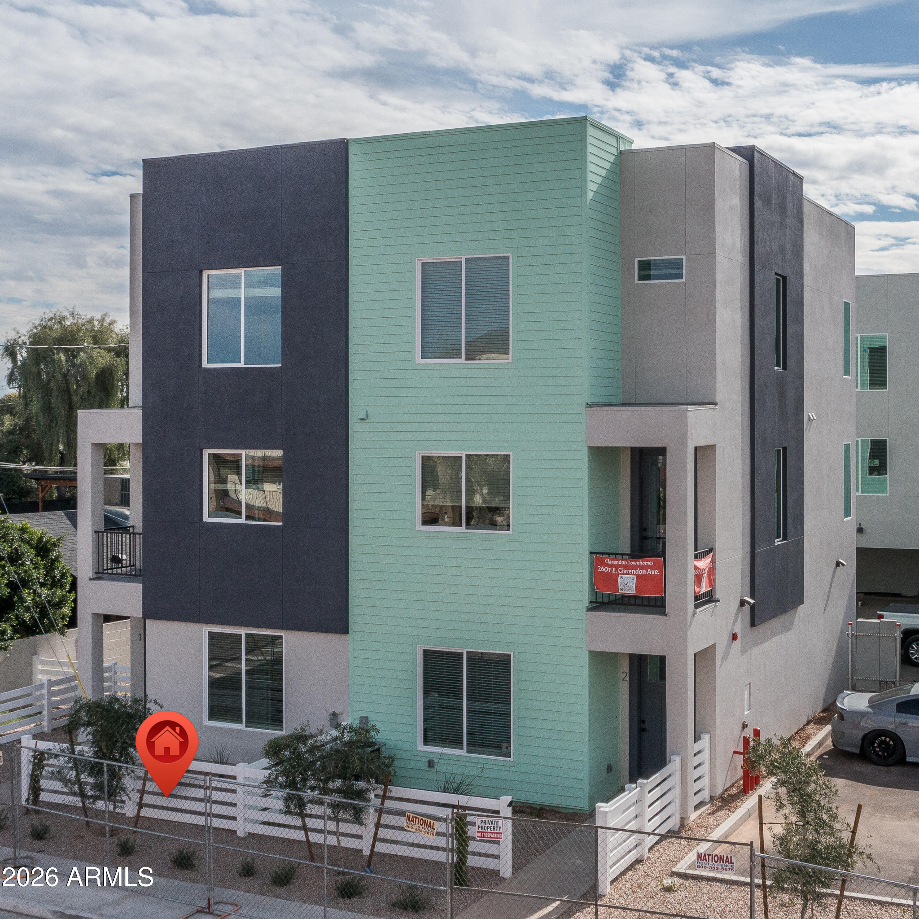 2601 E CLARENDON Avenue 1