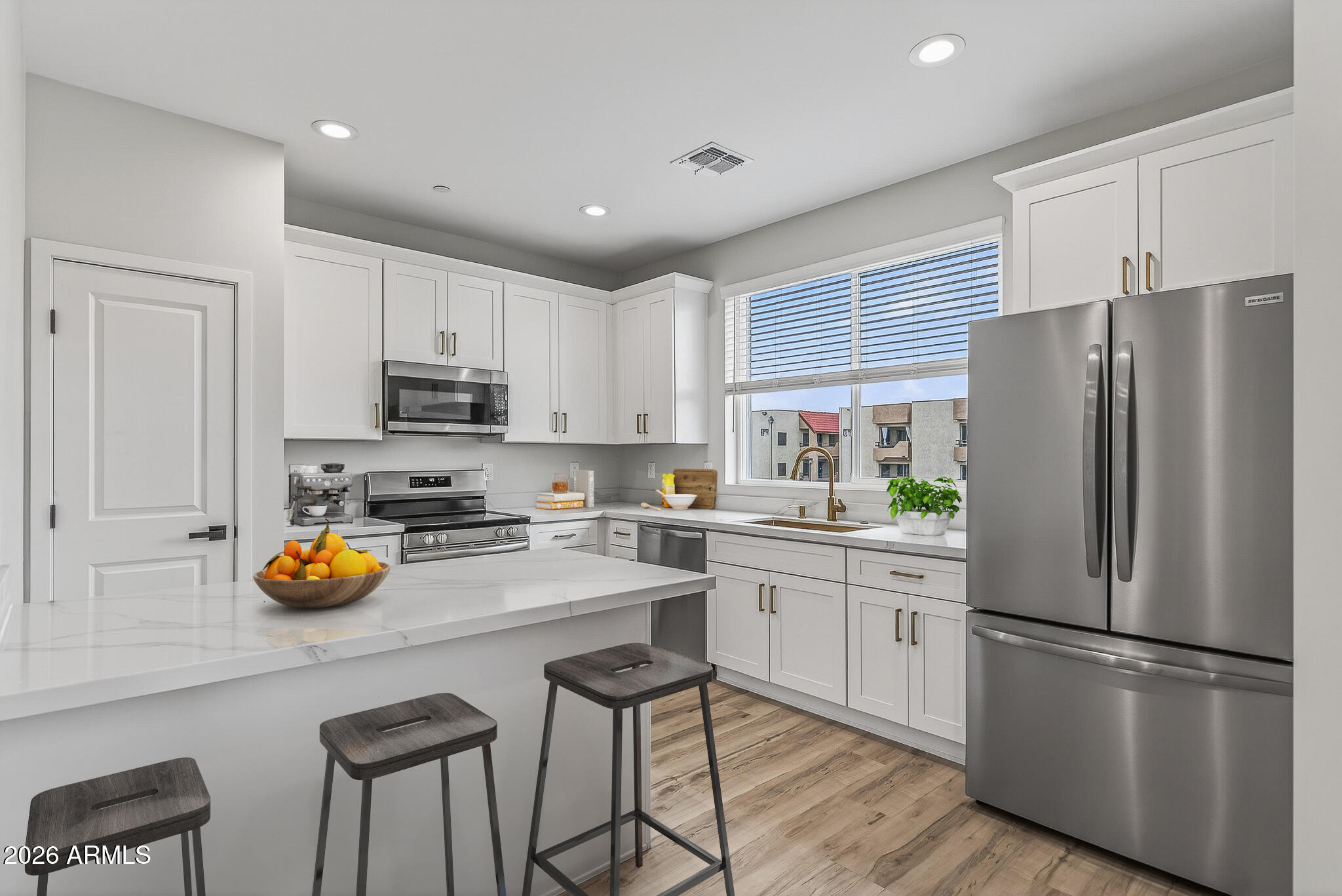 2601 E CLARENDON Avenue 1