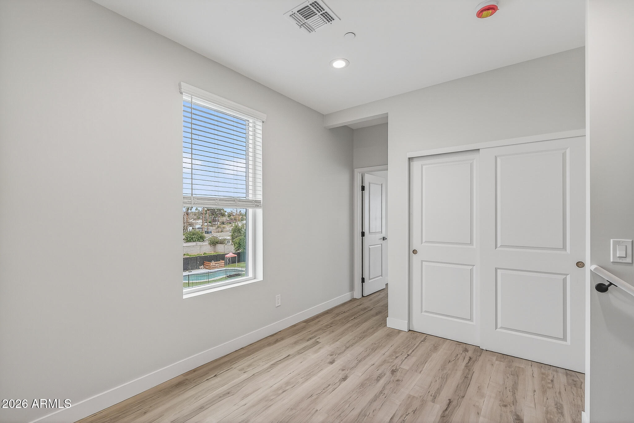 2601 E CLARENDON Avenue 1