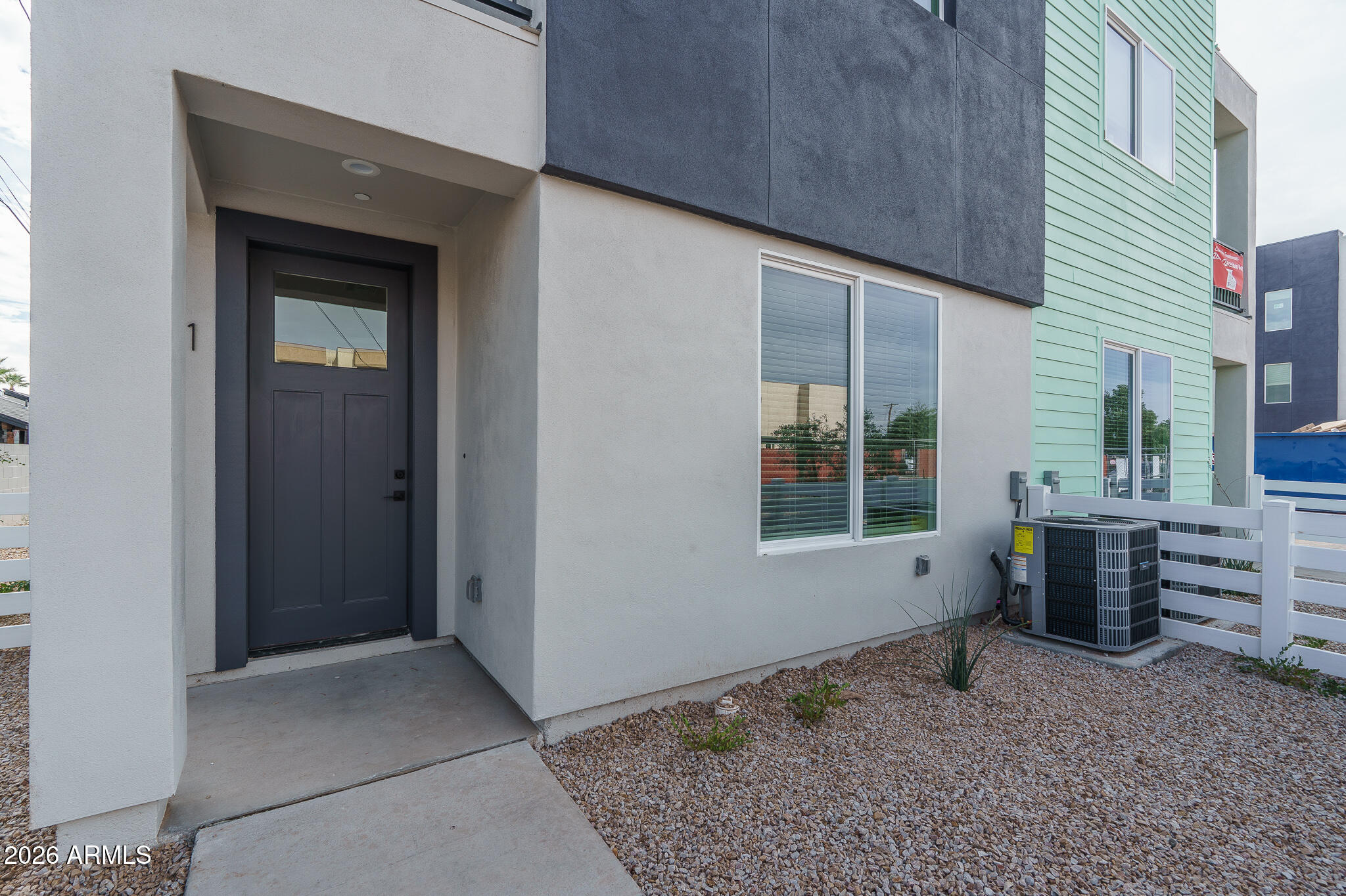 2601 E CLARENDON Avenue 1
