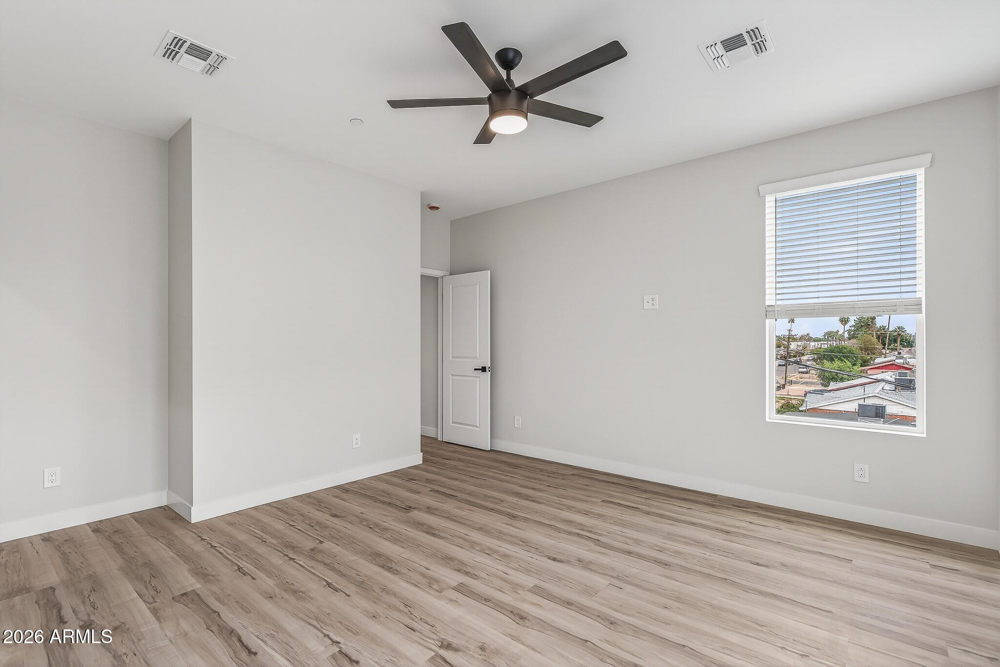 2601 E CLARENDON Avenue 1