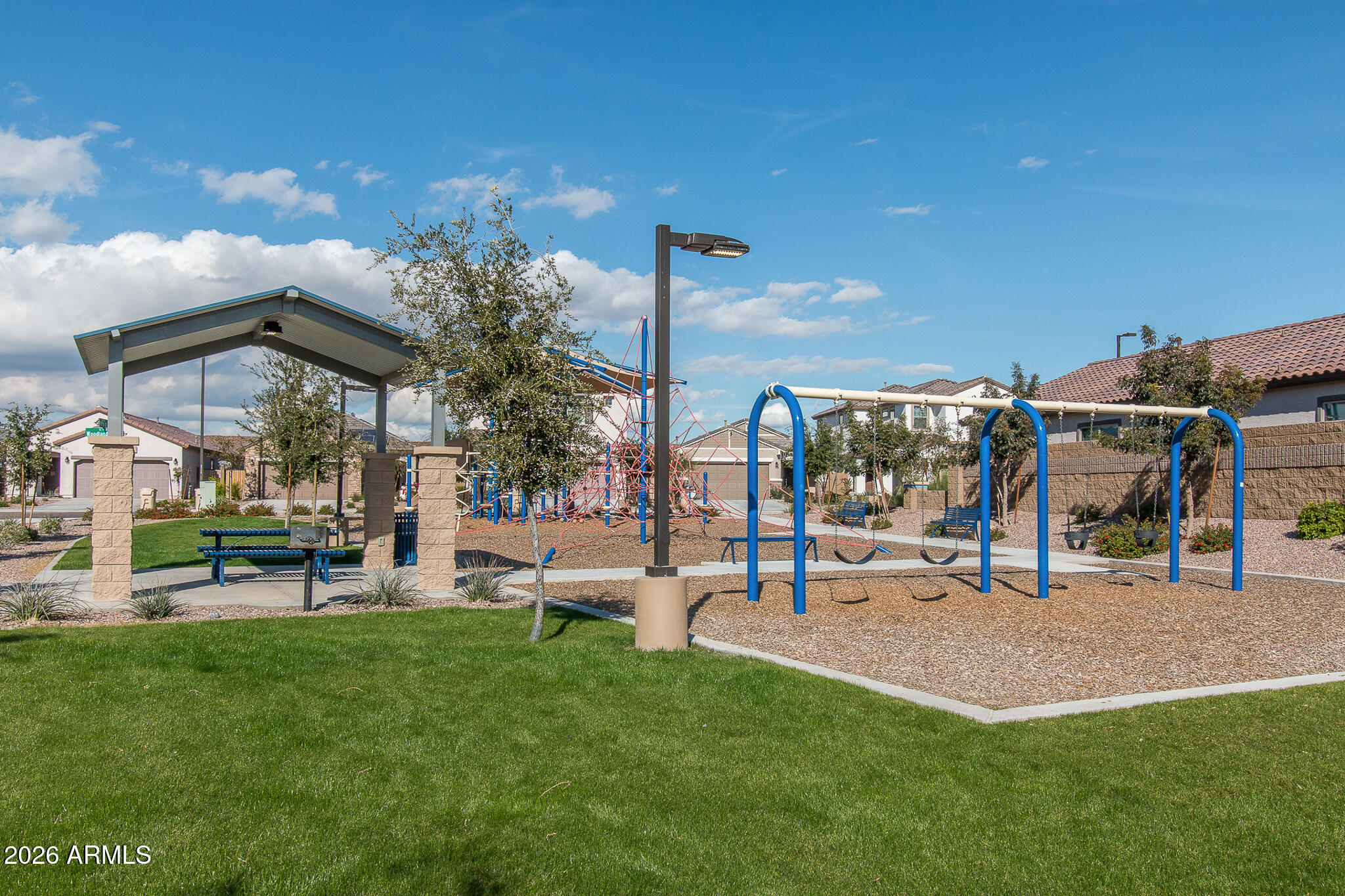 19966 W SHERMAN Street