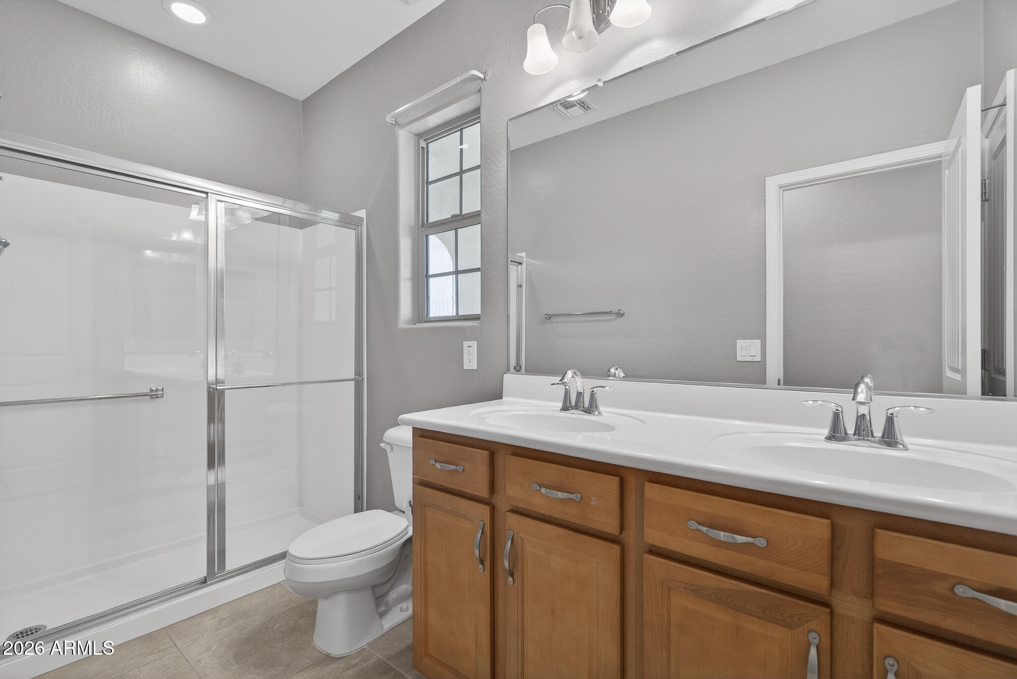 19966 W SHERMAN Street