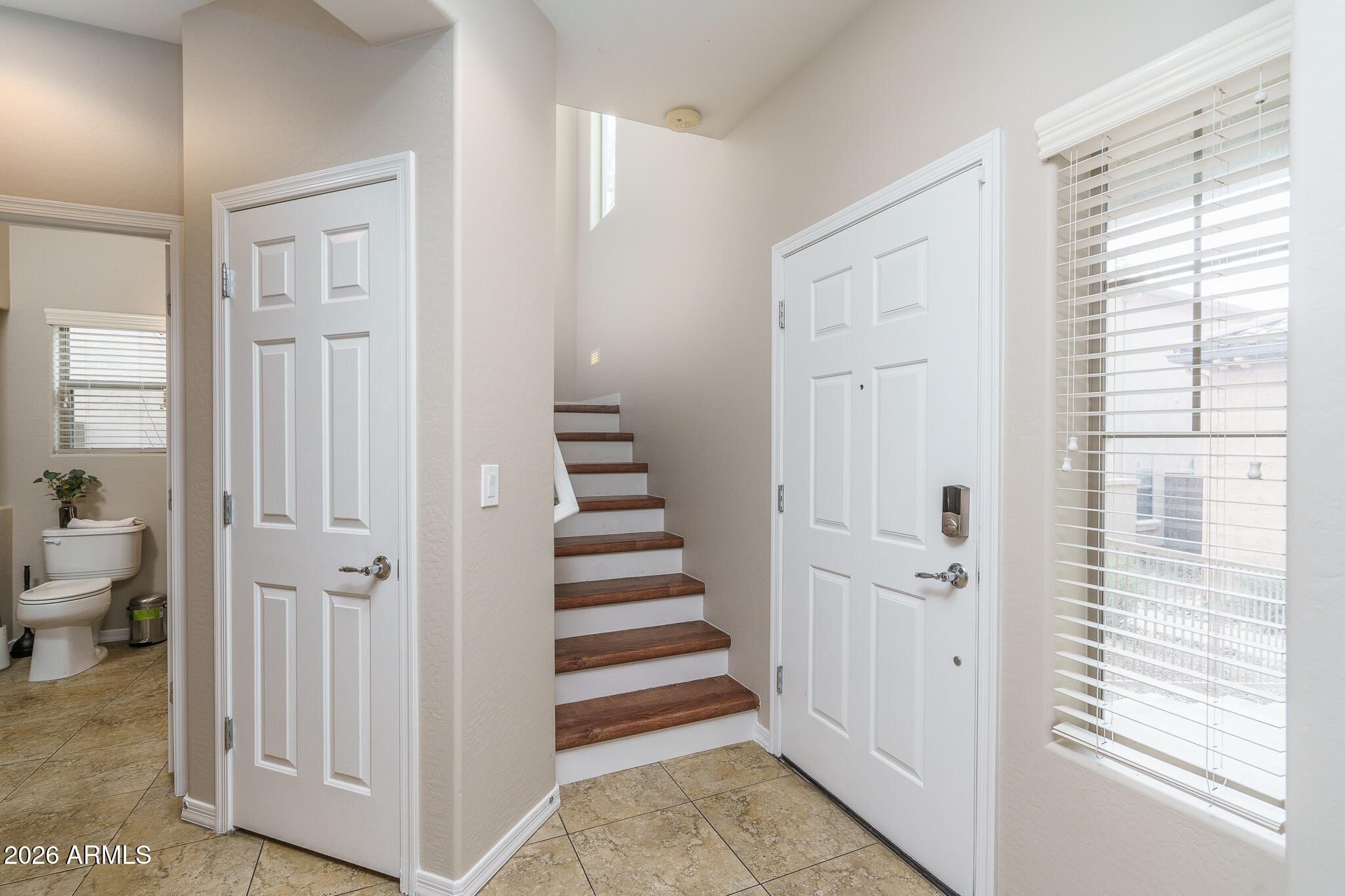 2160 W BARWICK Drive