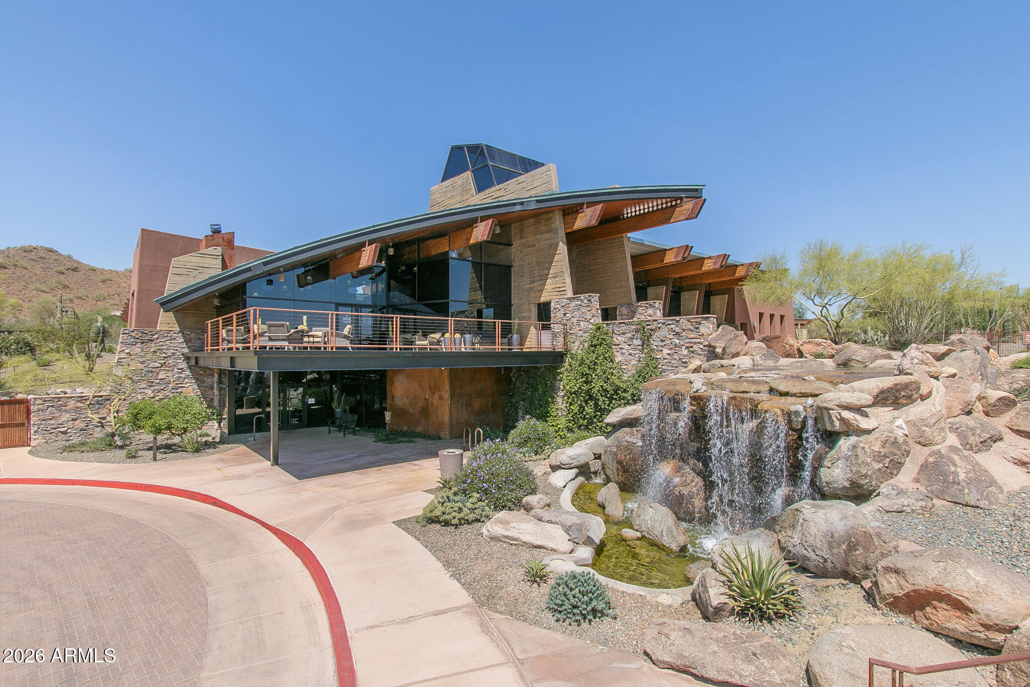 2160 W BARWICK Drive