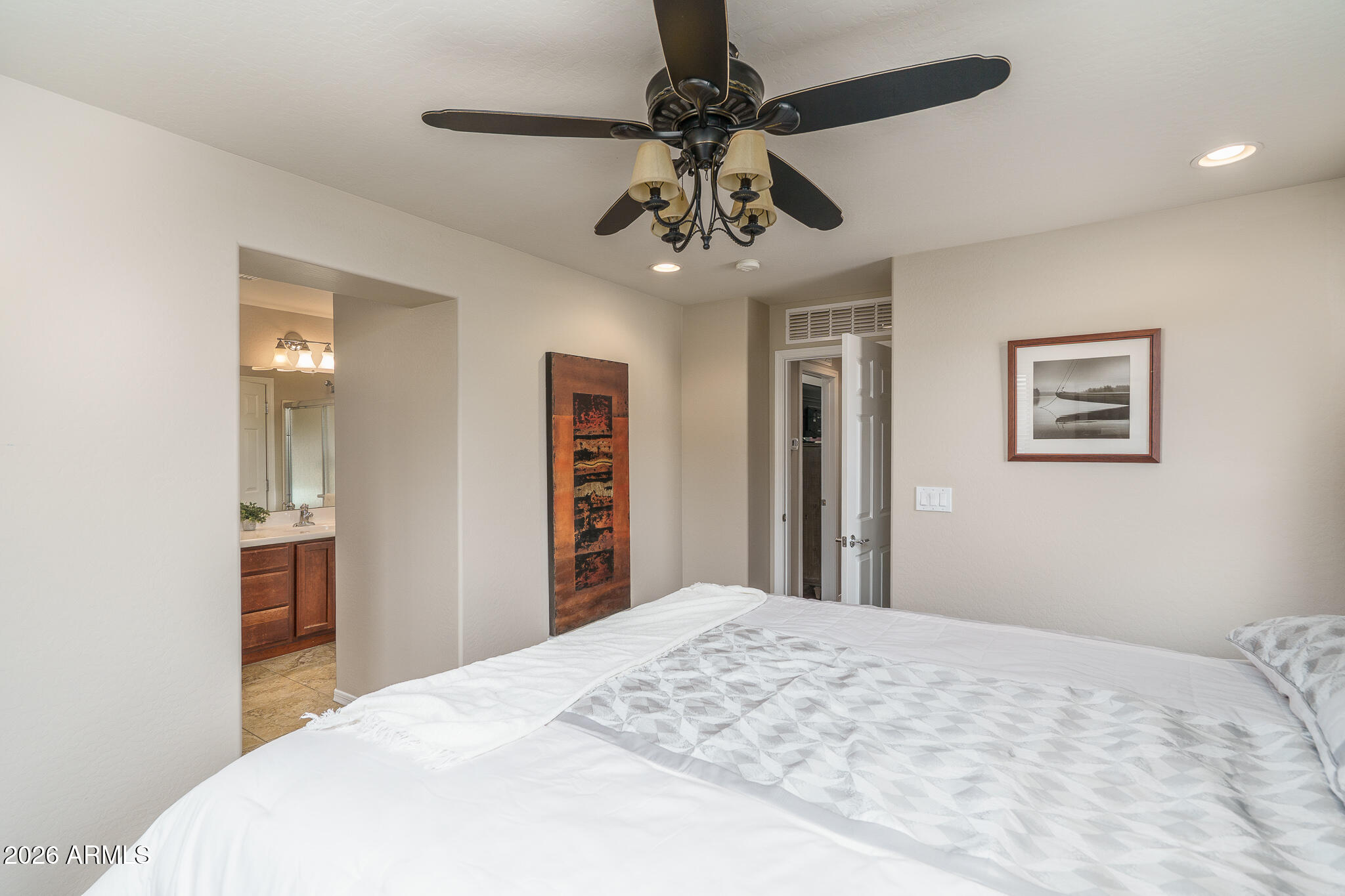 2160 W BARWICK Drive