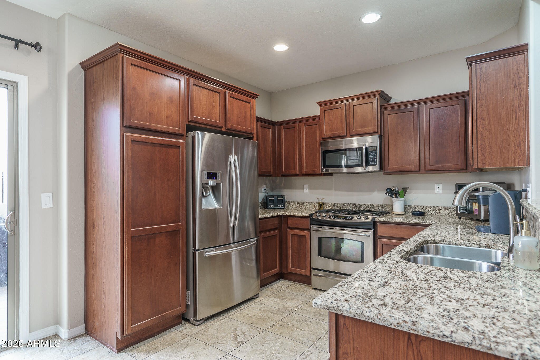 2160 W BARWICK Drive