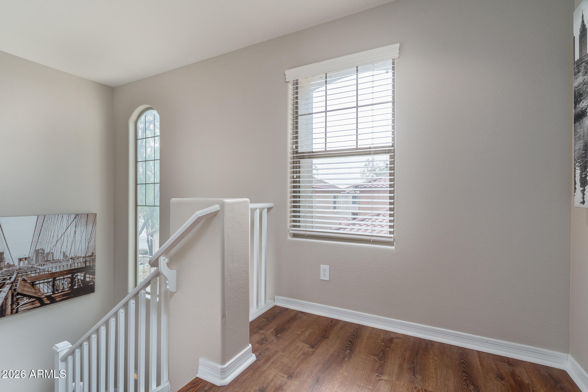 2160 W BARWICK Drive