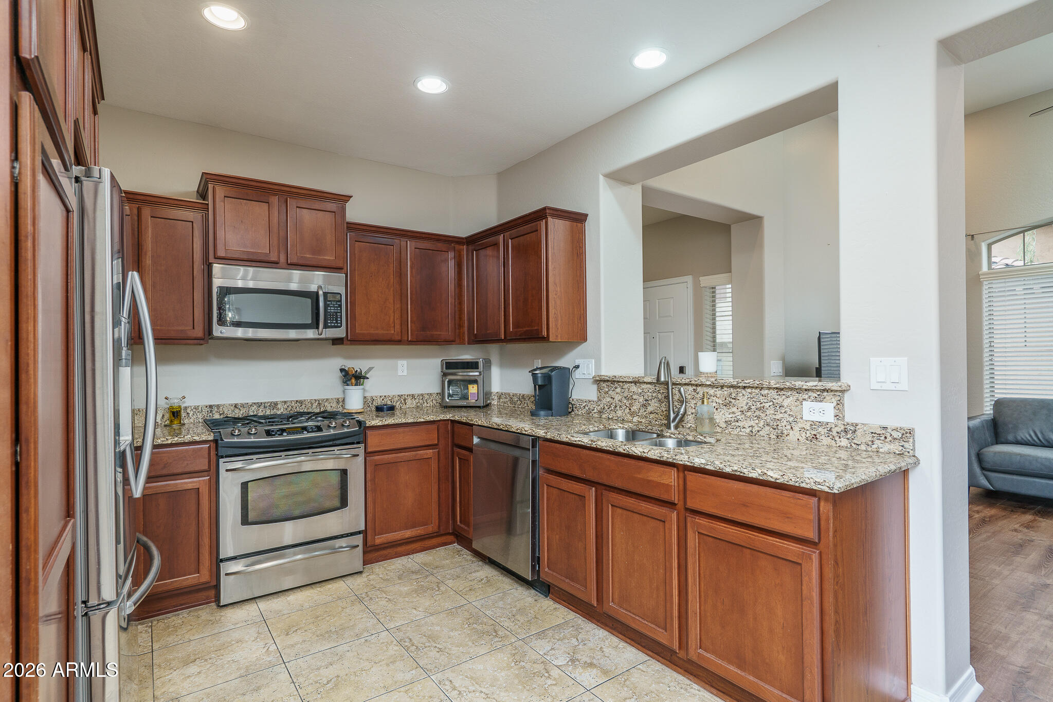 2160 W BARWICK Drive