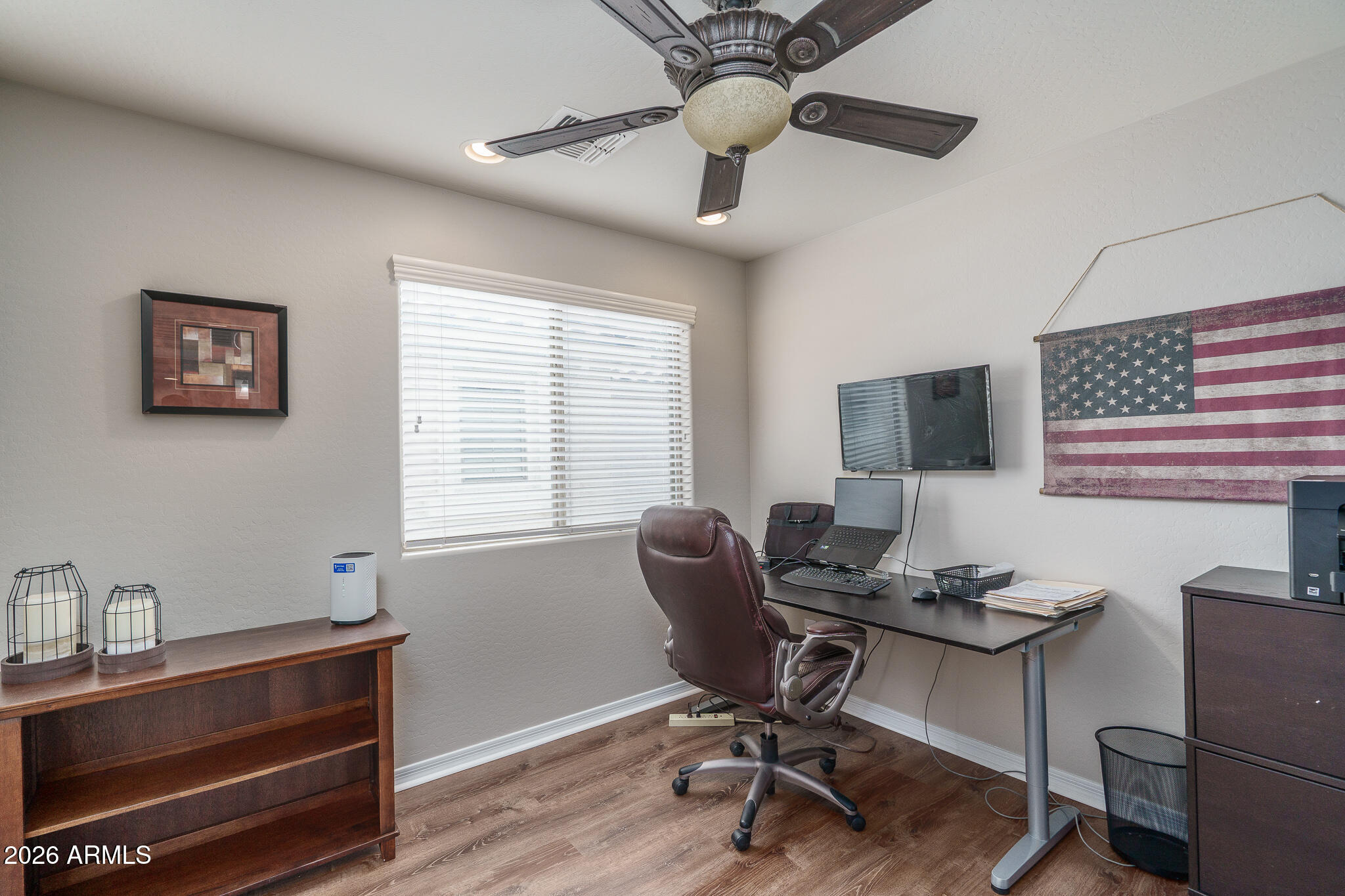 2160 W BARWICK Drive