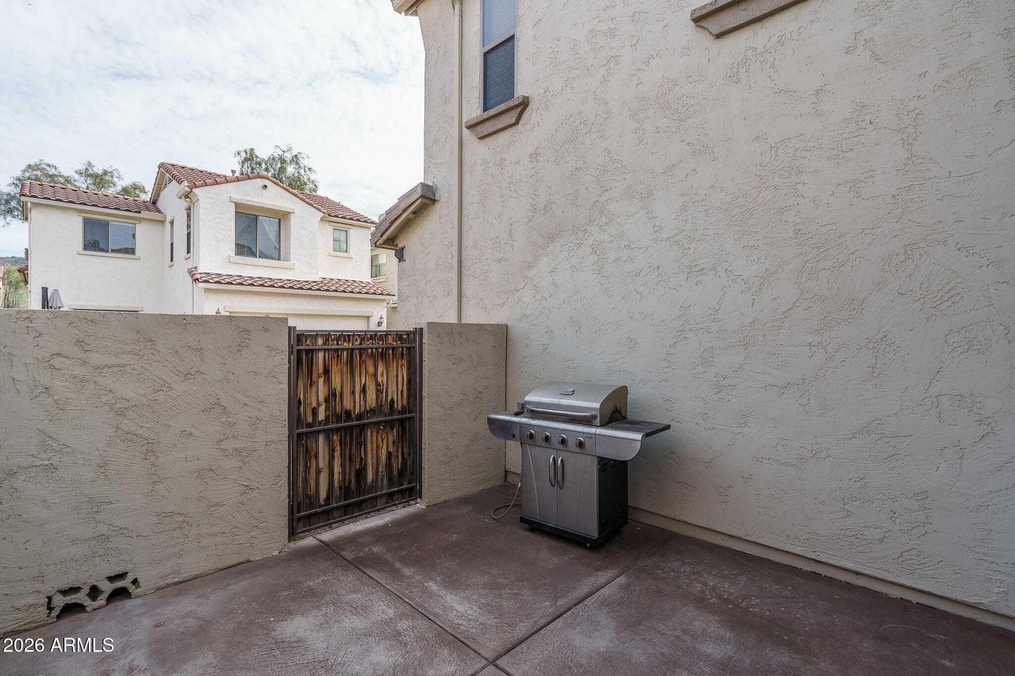 2160 W BARWICK Drive