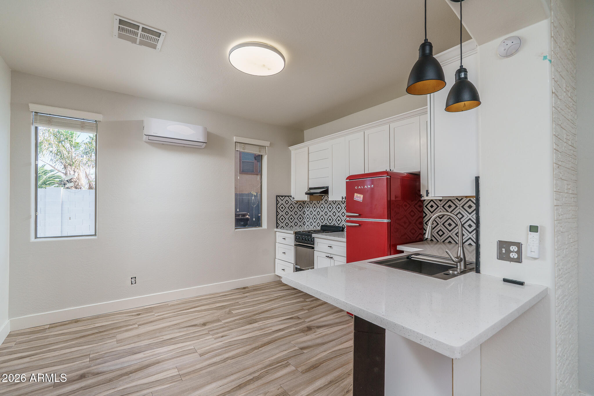 18478 W SAGUARO Lane