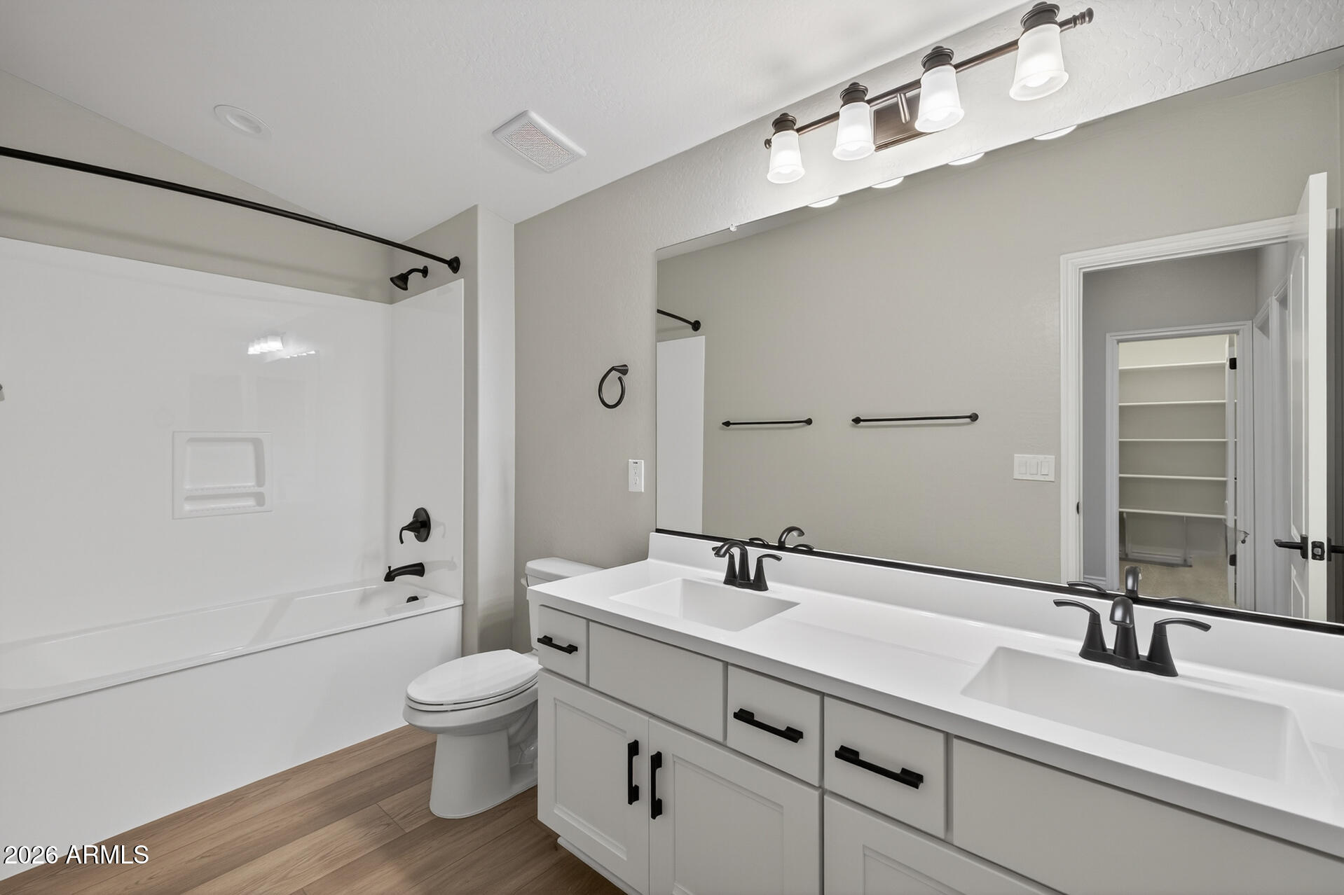 22891 E MAYBERRY Road