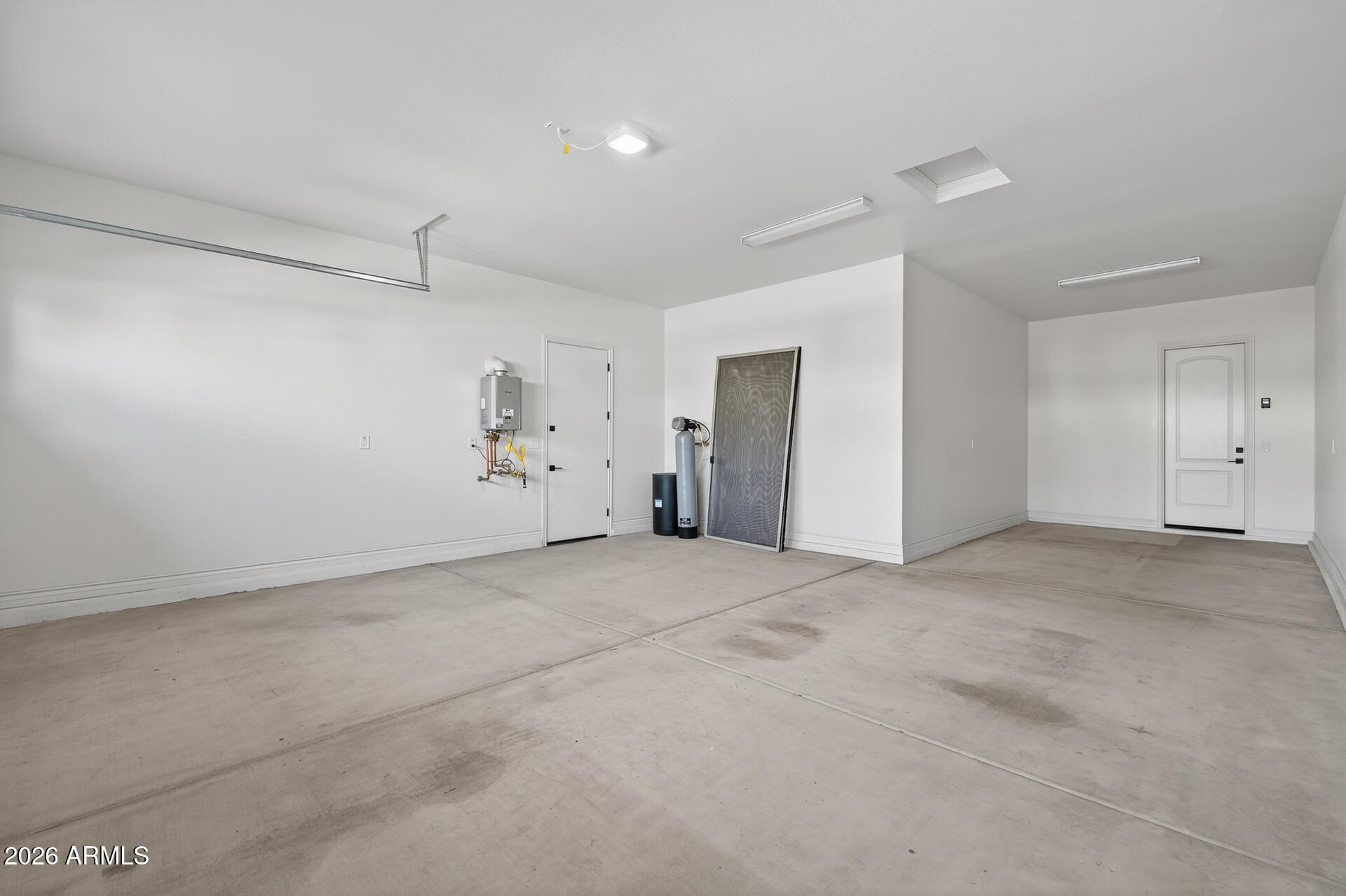 22891 E MAYBERRY Road