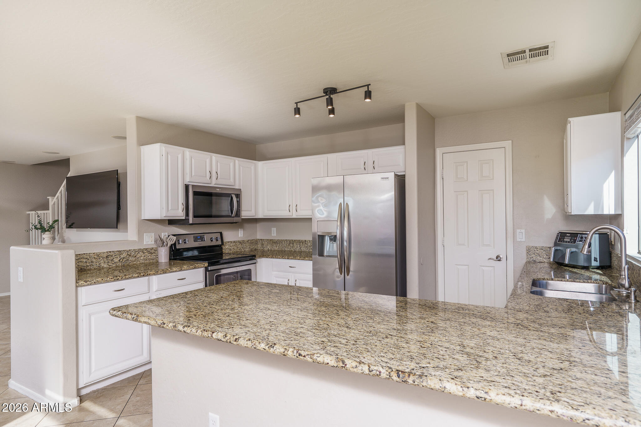 24021 W ANTELOPE Trail