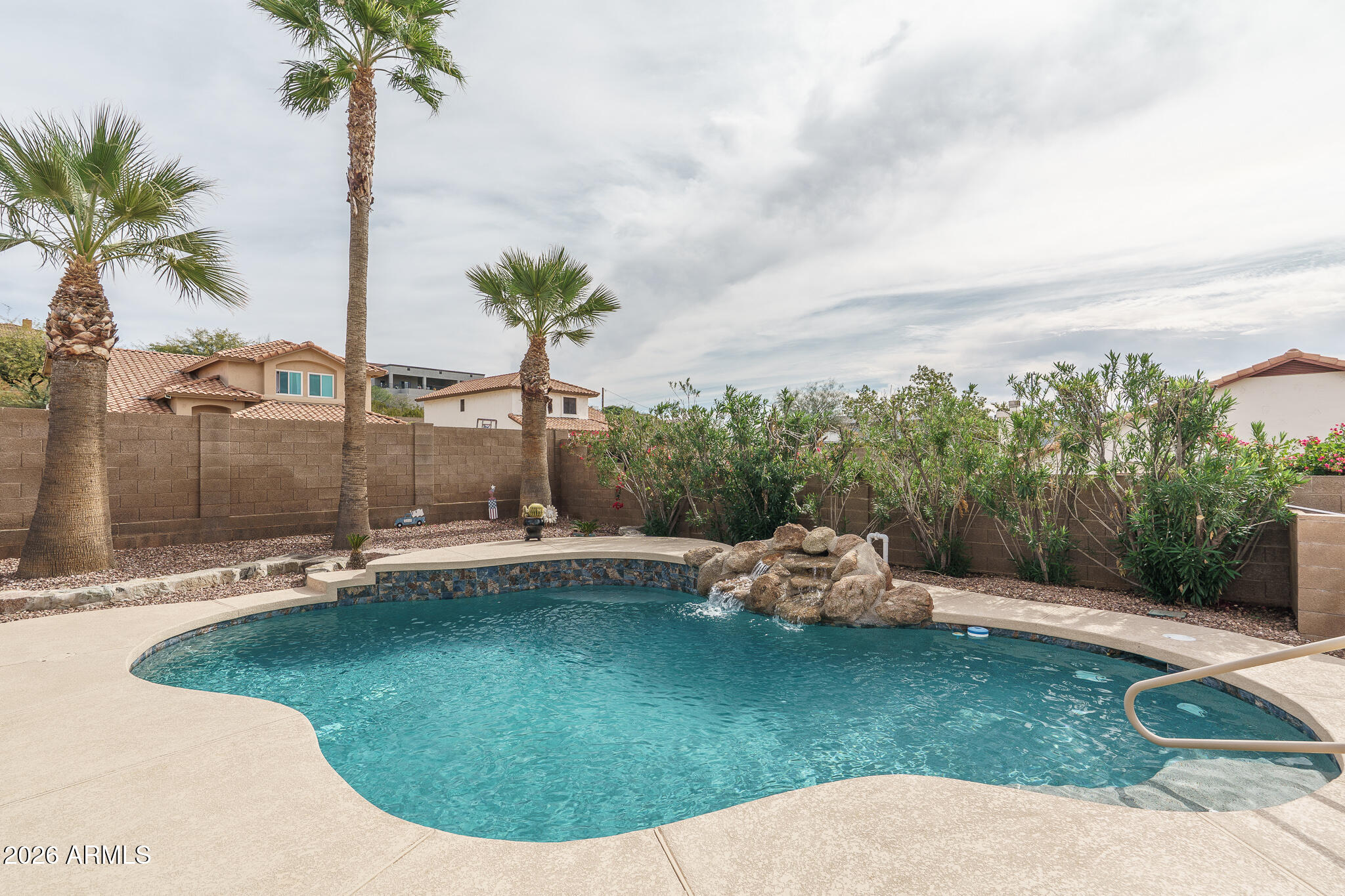 1261 E VILLA MARIA Drive