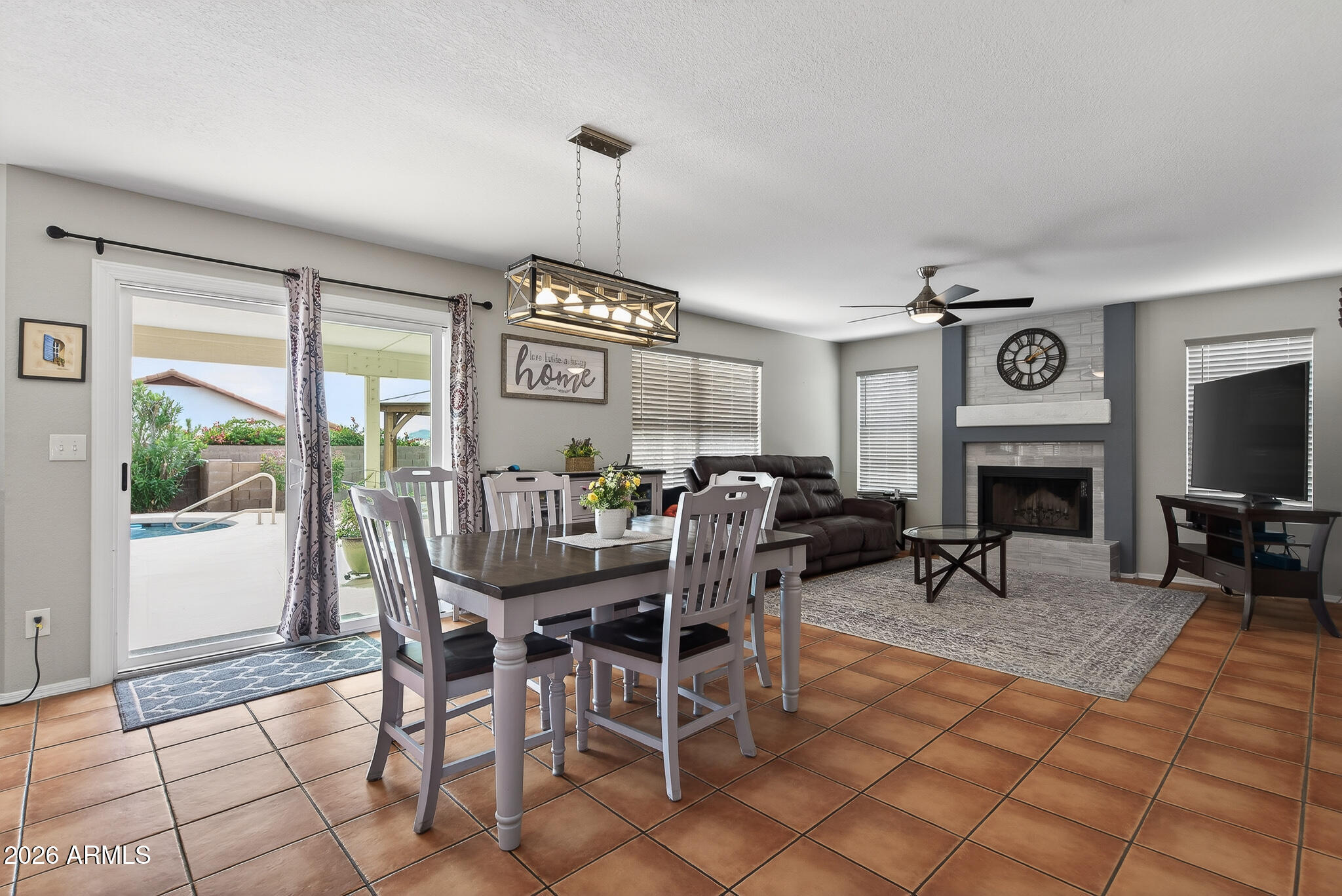 1261 E VILLA MARIA Drive