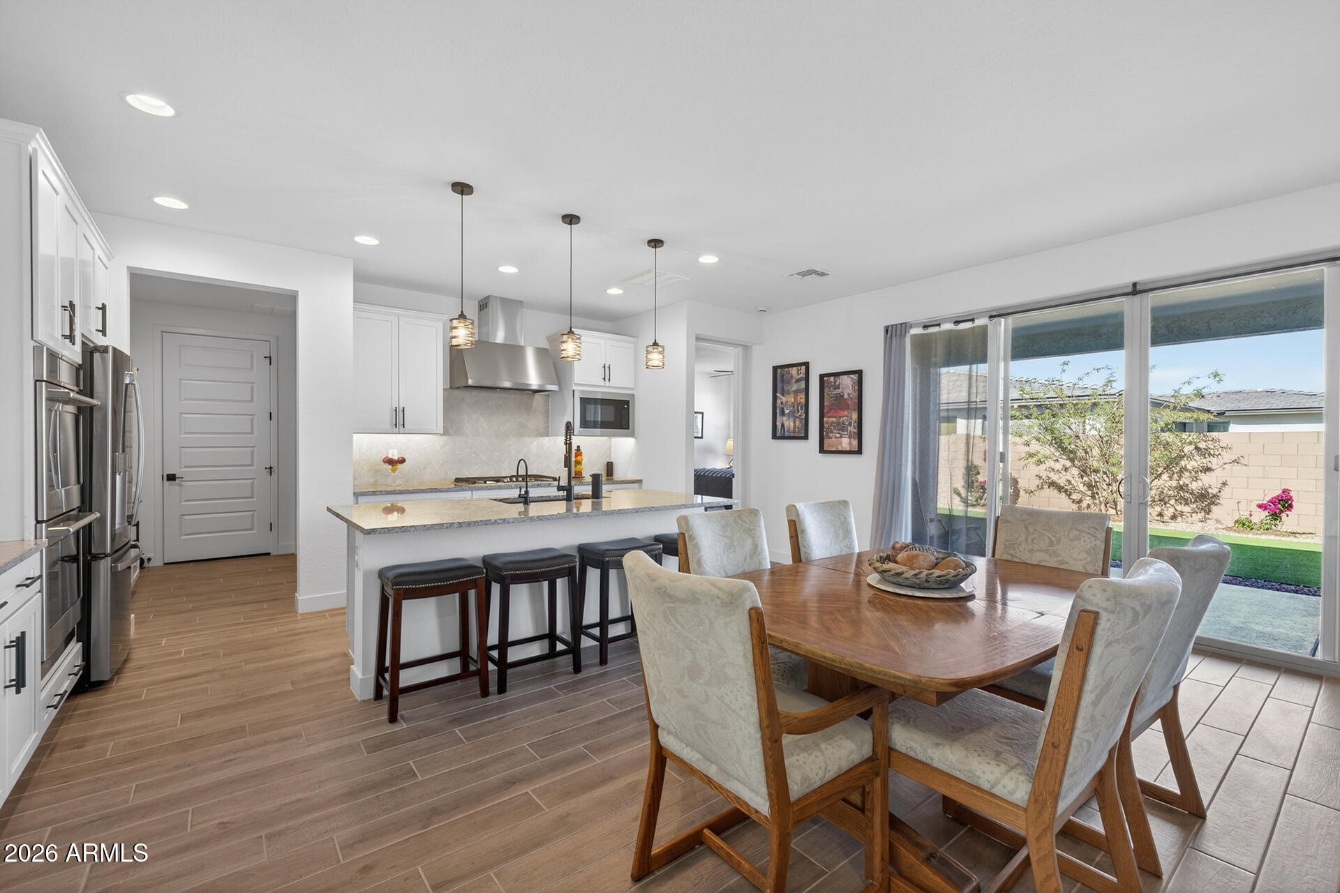 1540 W DESERT SPOON Drive