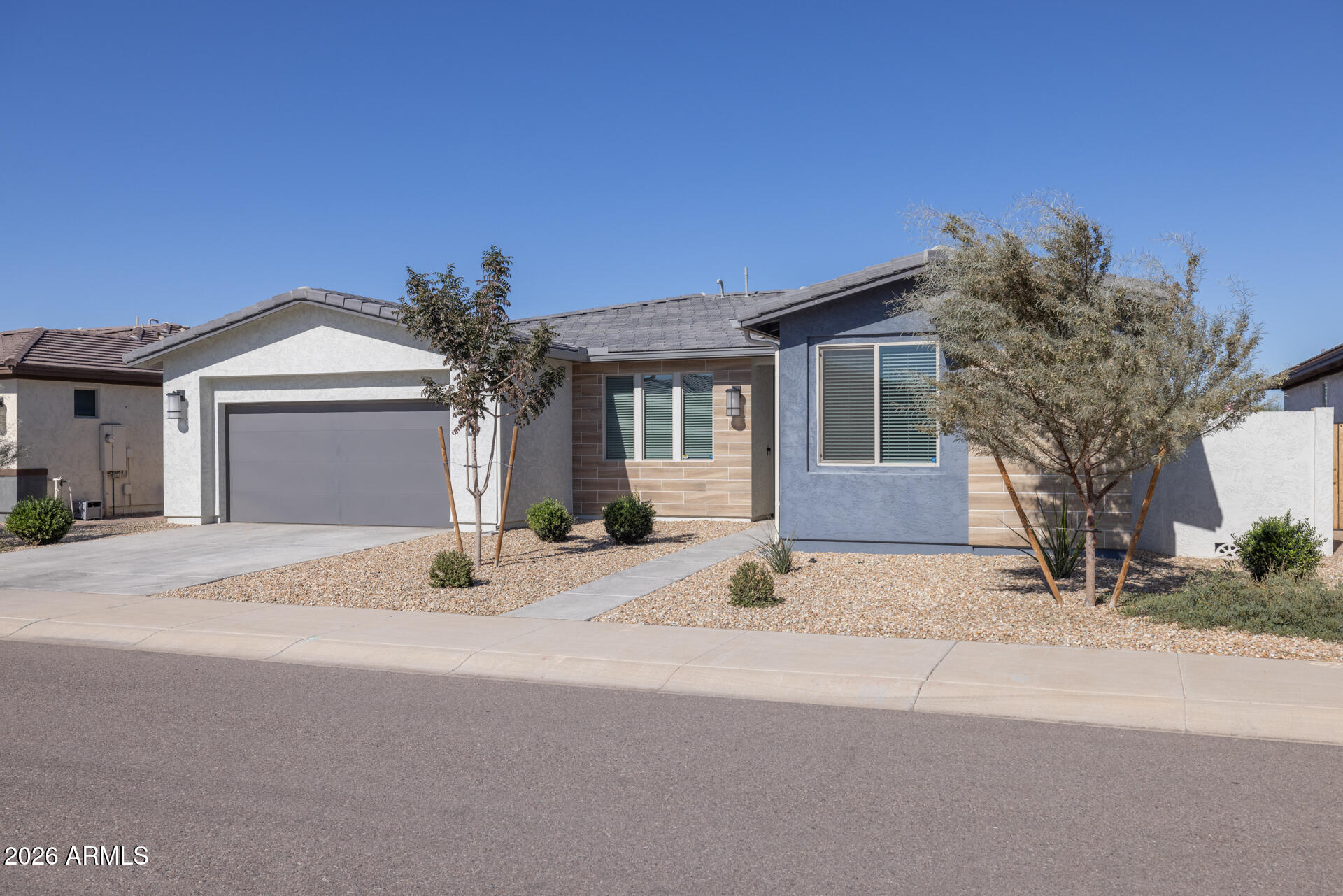 1540 W DESERT SPOON Drive