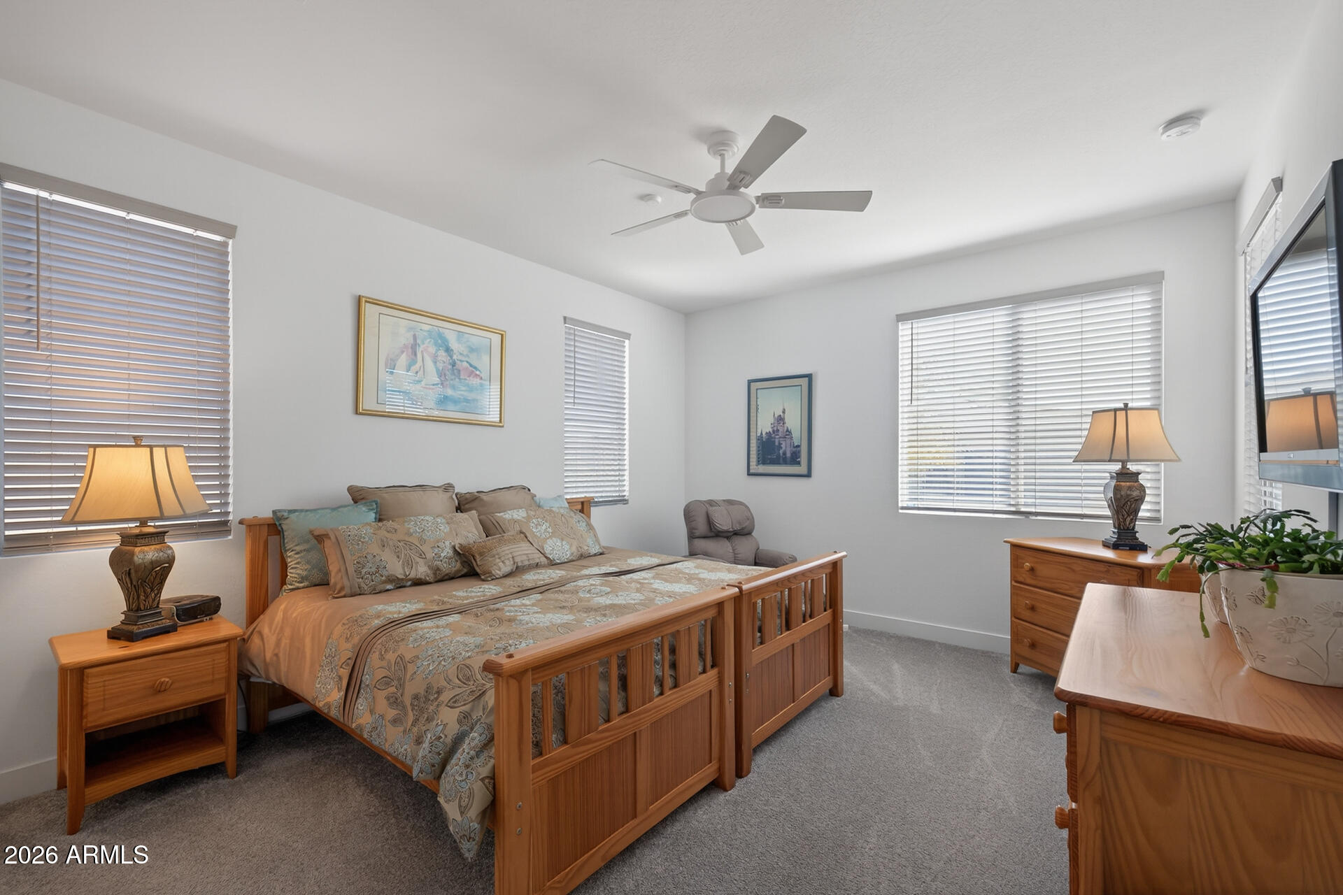 1540 W DESERT SPOON Drive