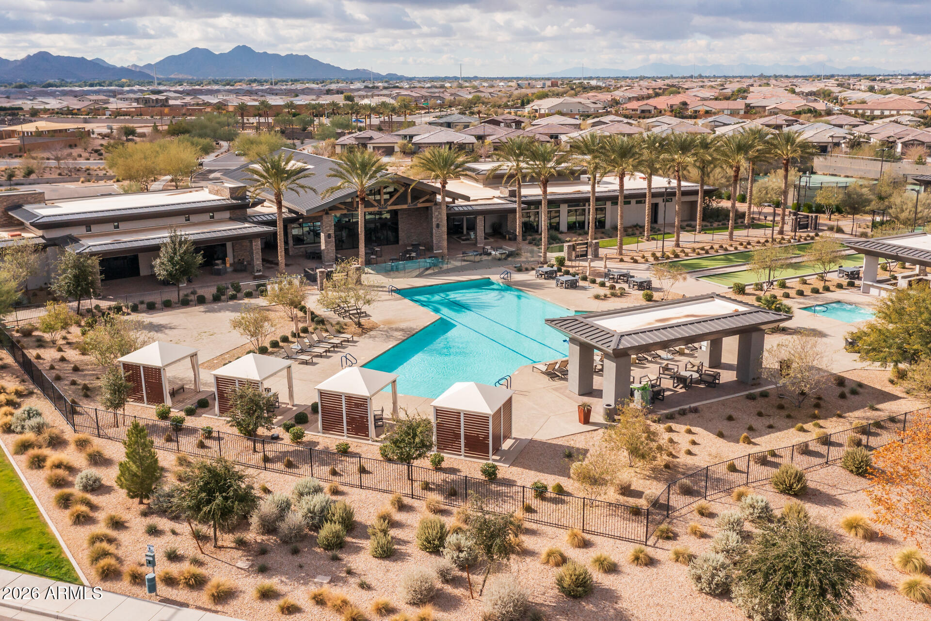 1540 W DESERT SPOON Drive