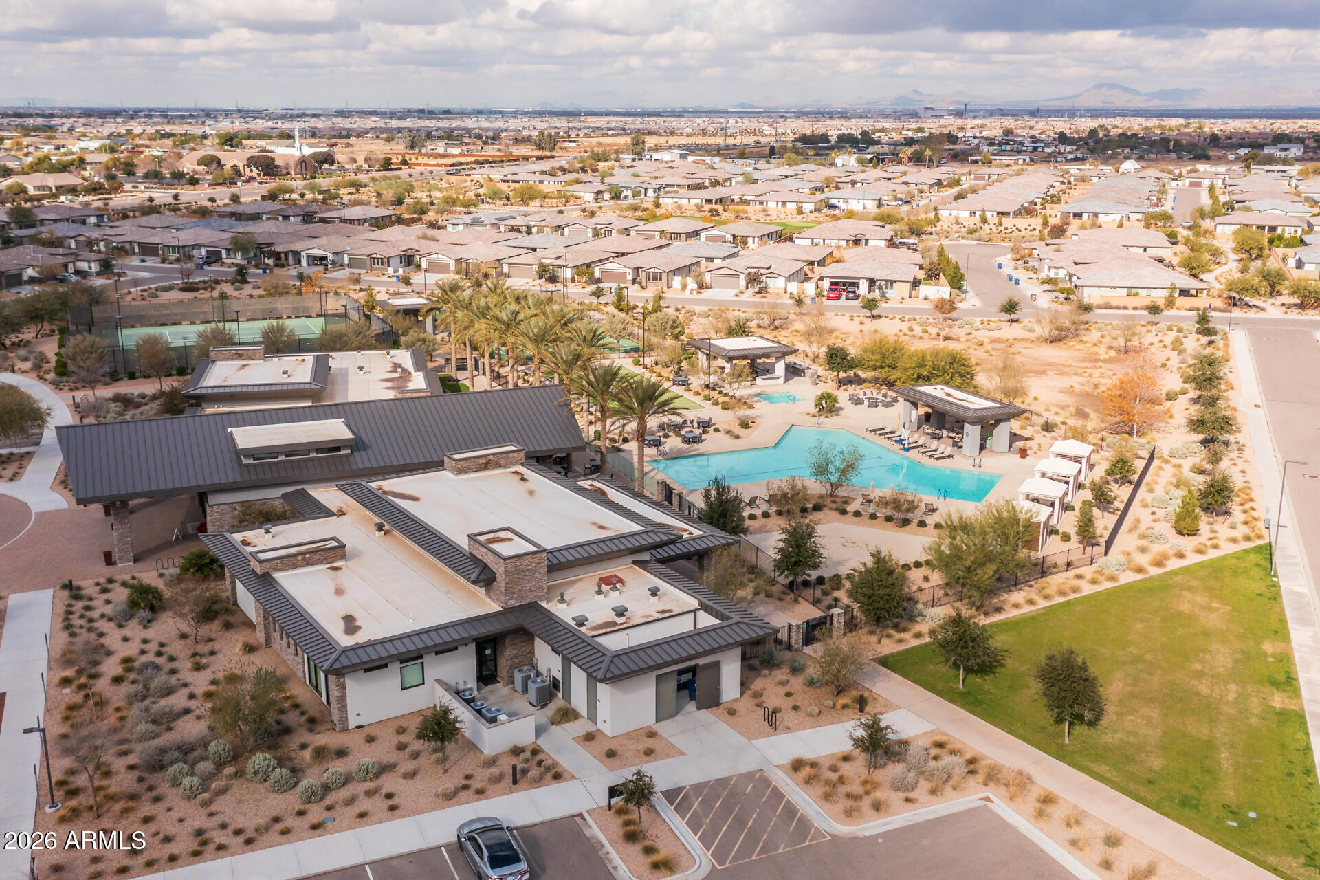 1540 W DESERT SPOON Drive