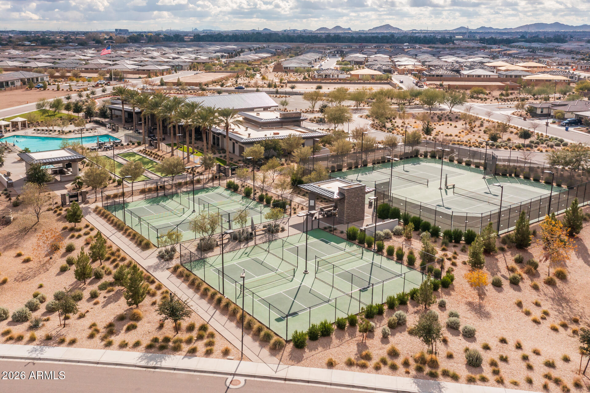 1540 W DESERT SPOON Drive