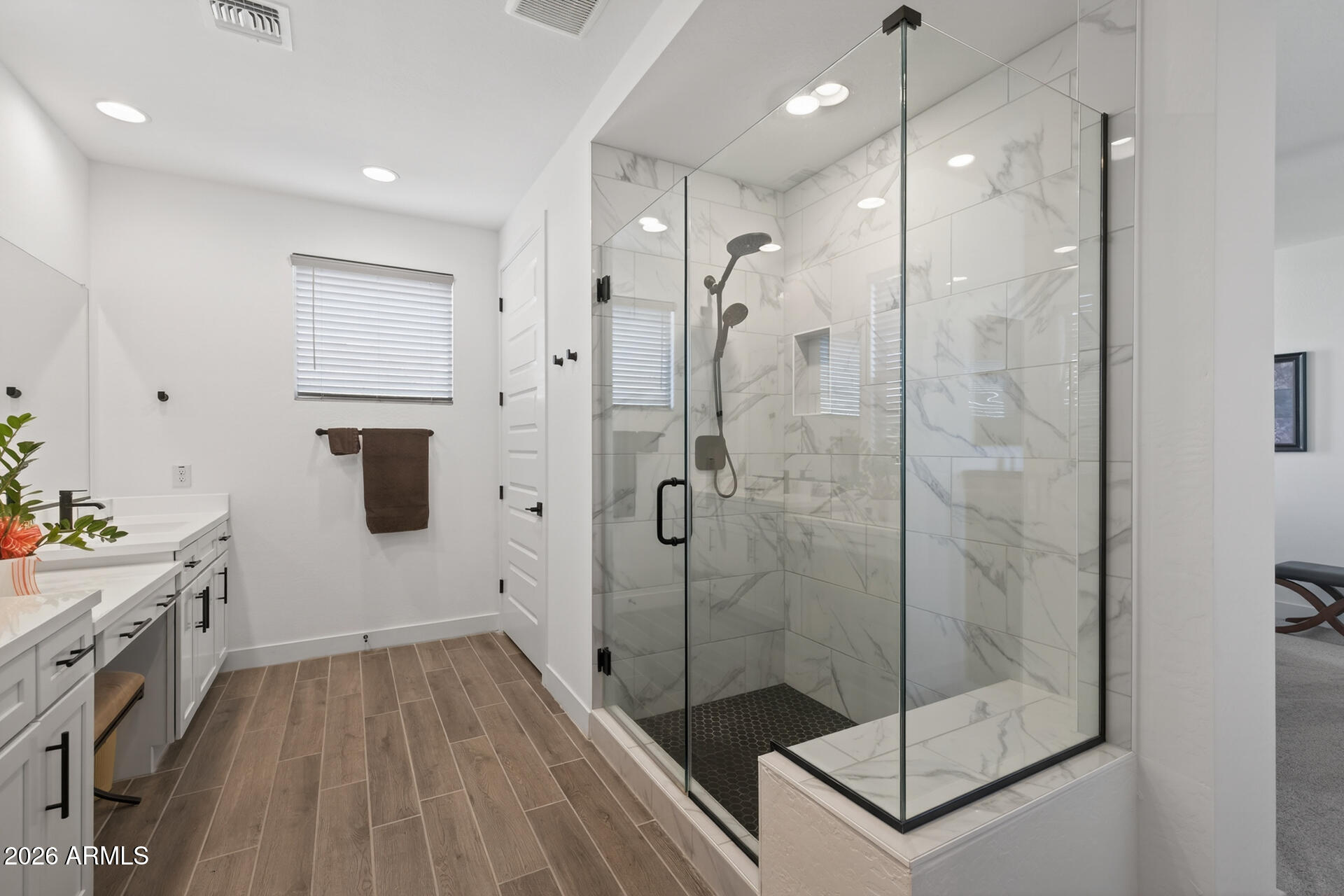 1540 W DESERT SPOON Drive