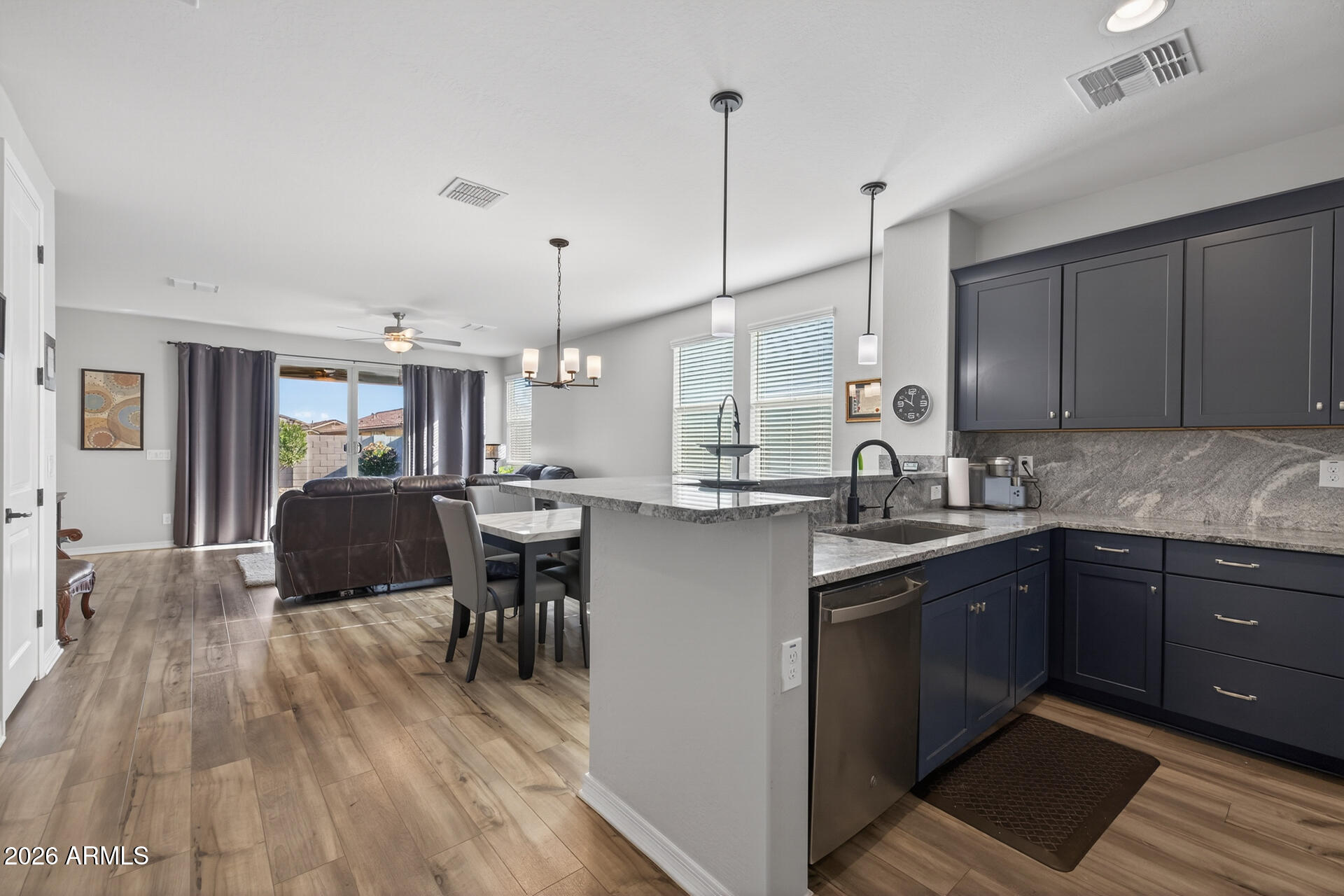 3518 W DREAMY DRAW Drive