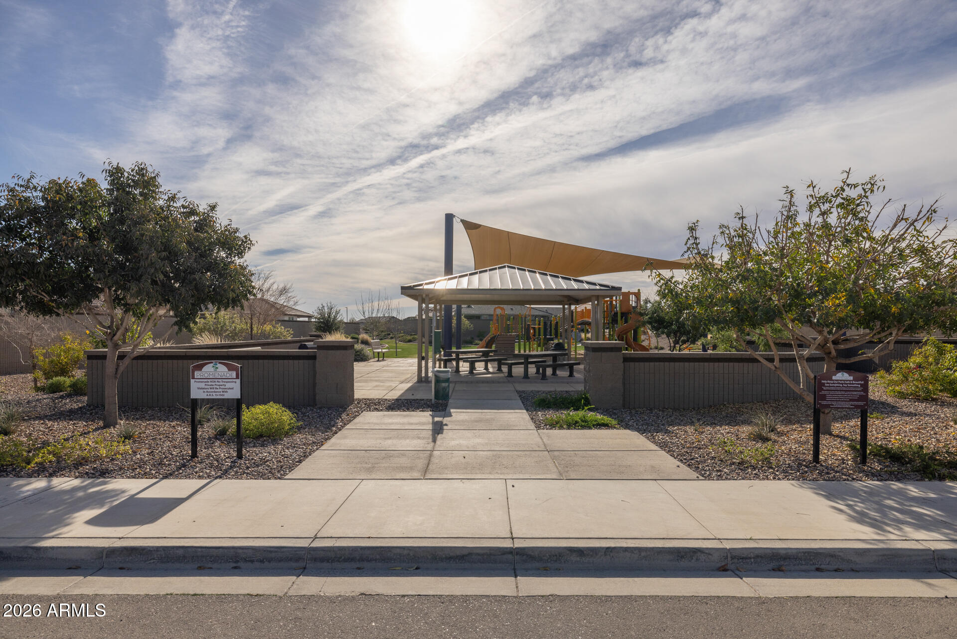 3518 W DREAMY DRAW Drive