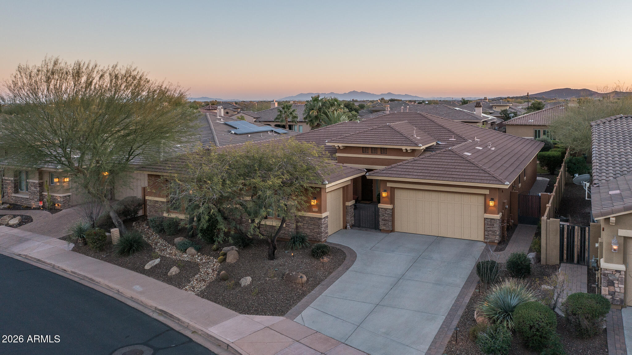 12821 W VIA CABALLO BLANCO