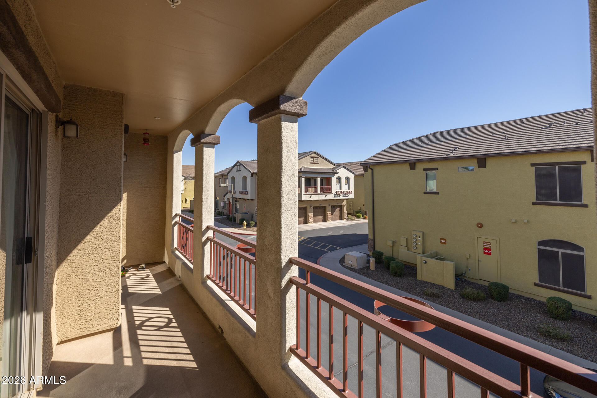 2725 E MINE CREEK Road 2166