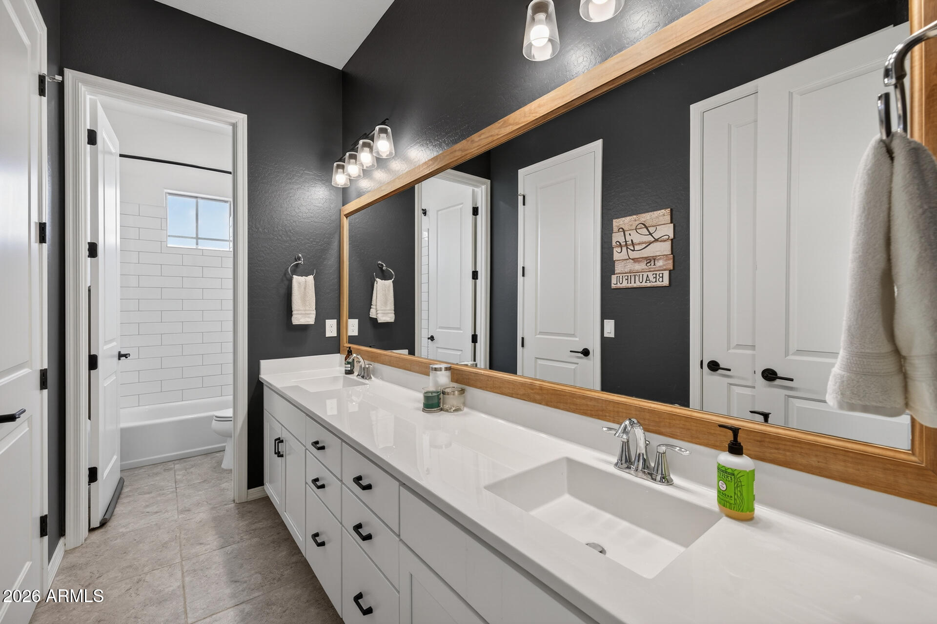 14233 S 179TH Avenue