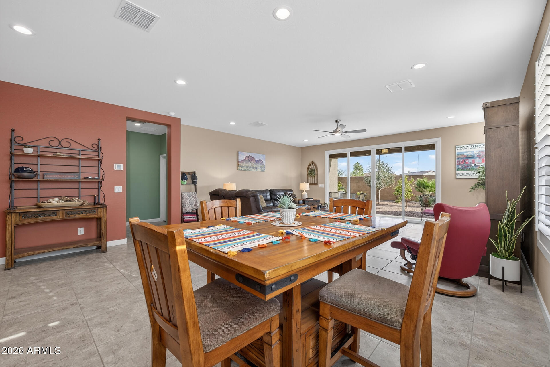 8333 W SPRINGFIELD Way