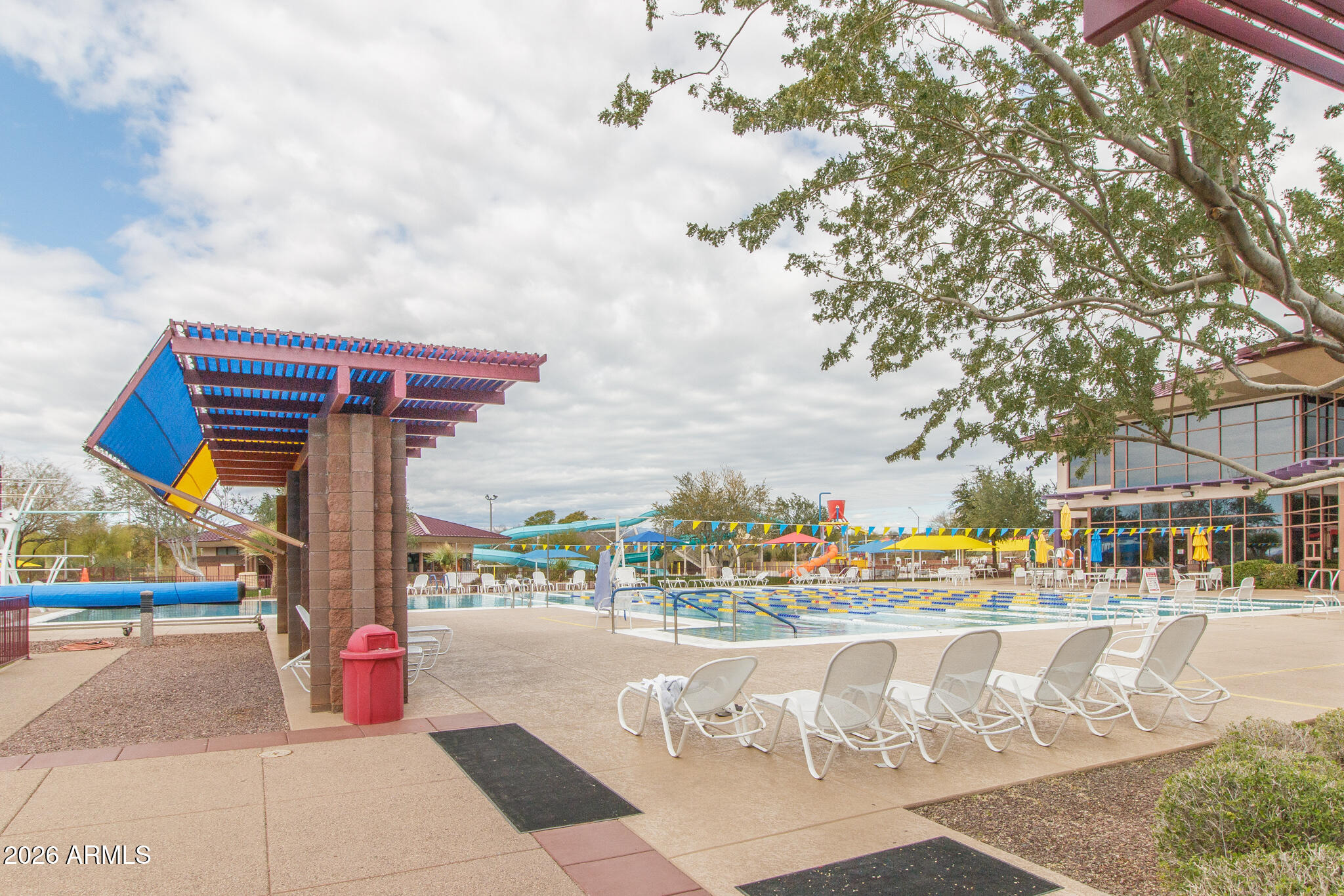 8333 W SPRINGFIELD Way