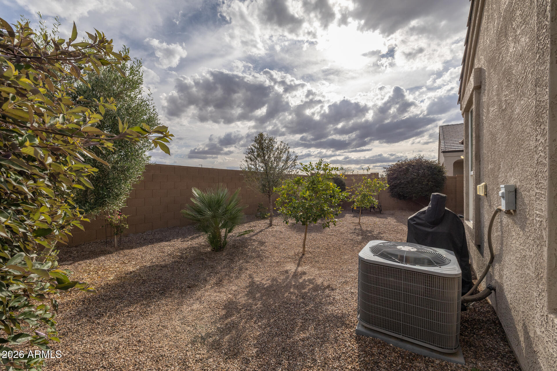 8333 W SPRINGFIELD Way