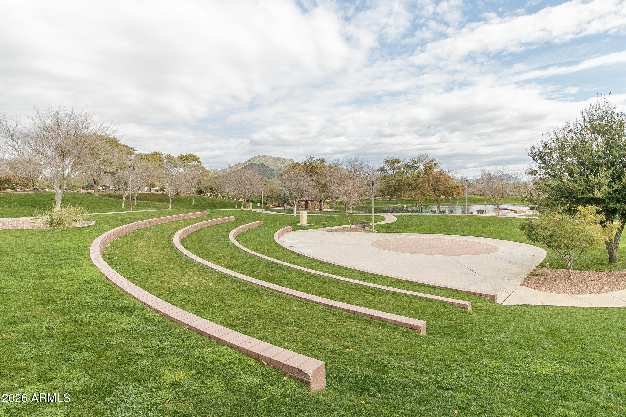 8333 W SPRINGFIELD Way