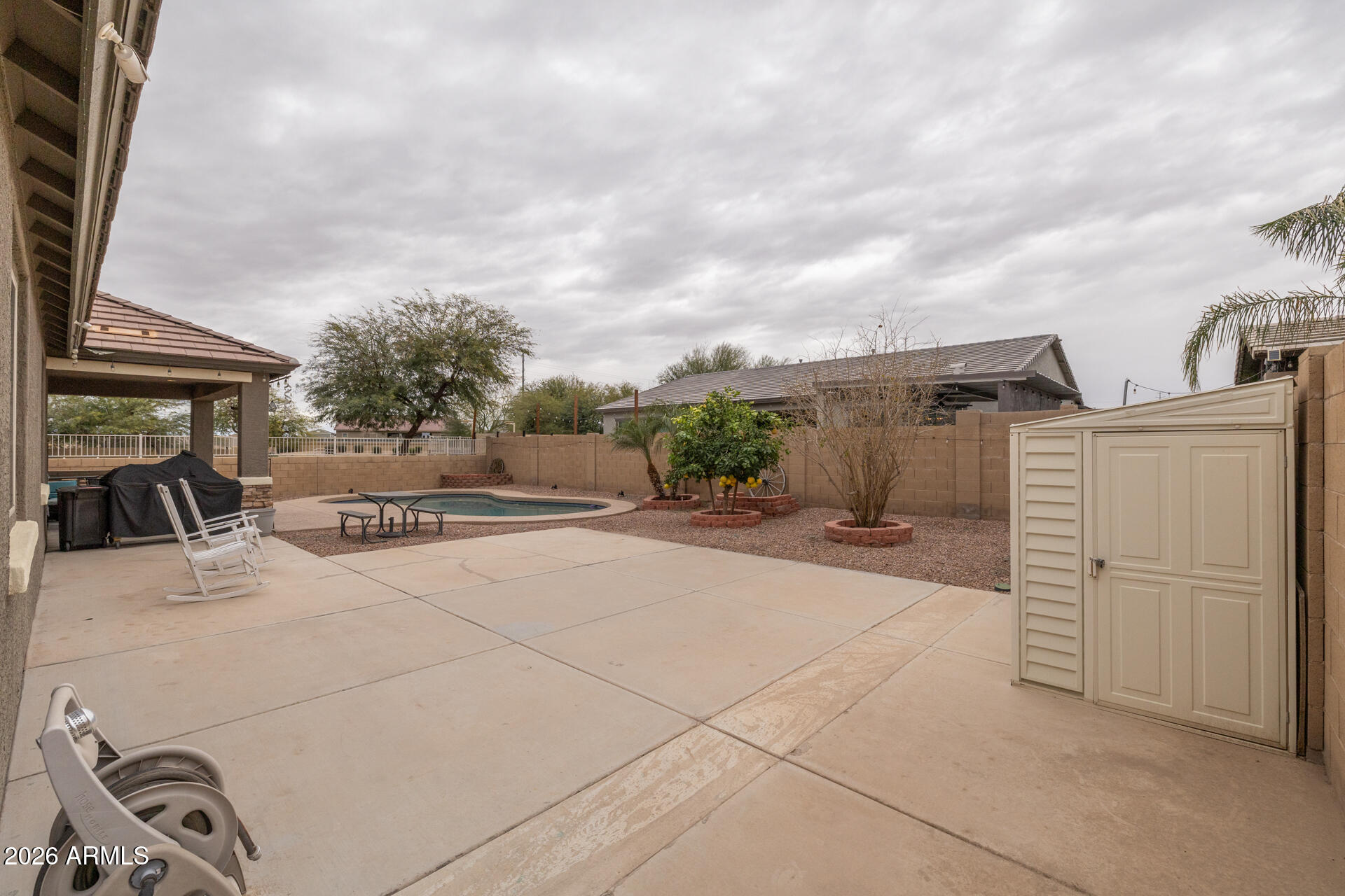 22285 E DESERT HILLS Court