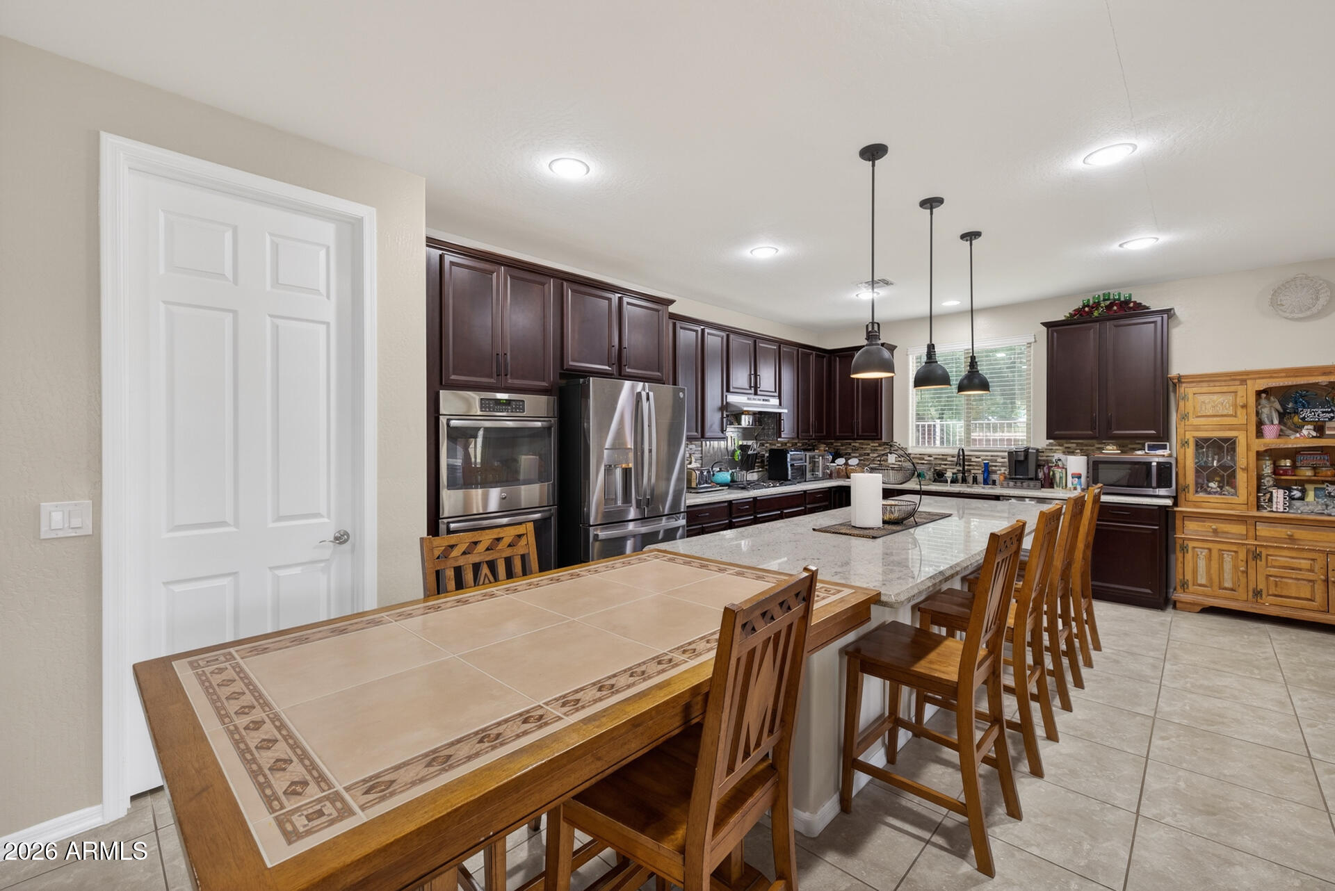 22285 E DESERT HILLS Court